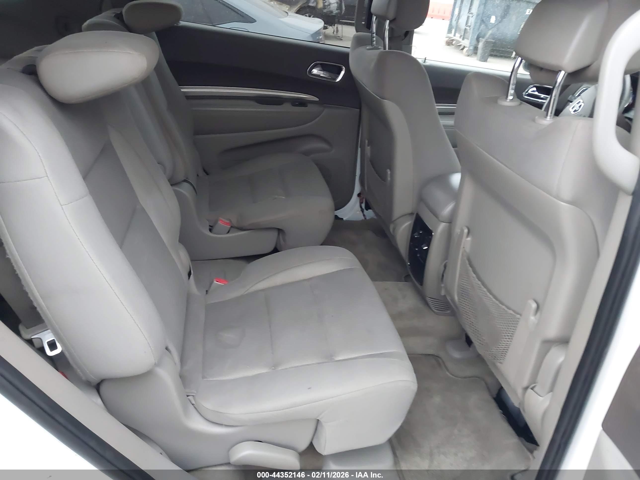 DODGE DURANGO image 8