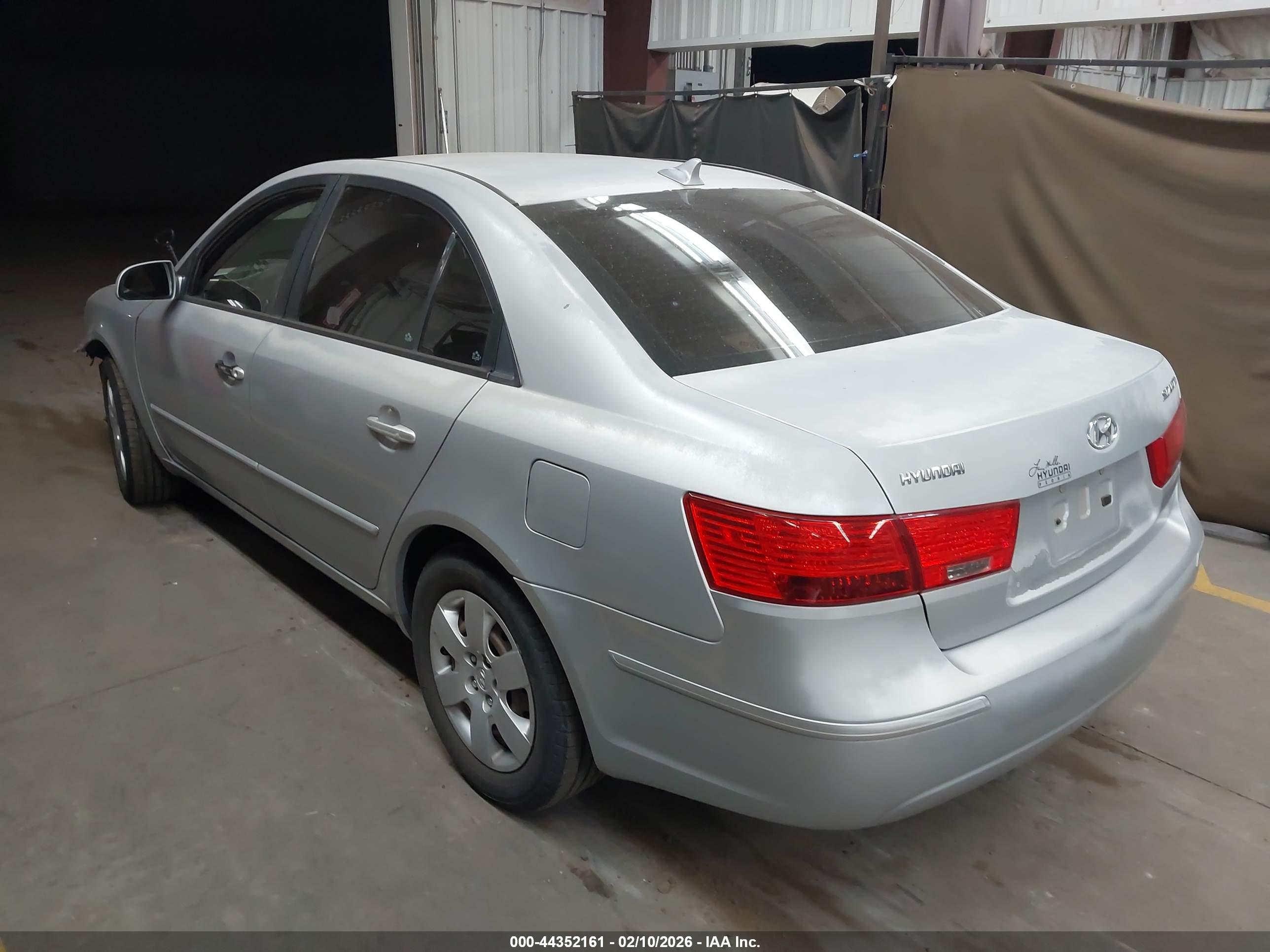 HYUNDAI SONATA image 3