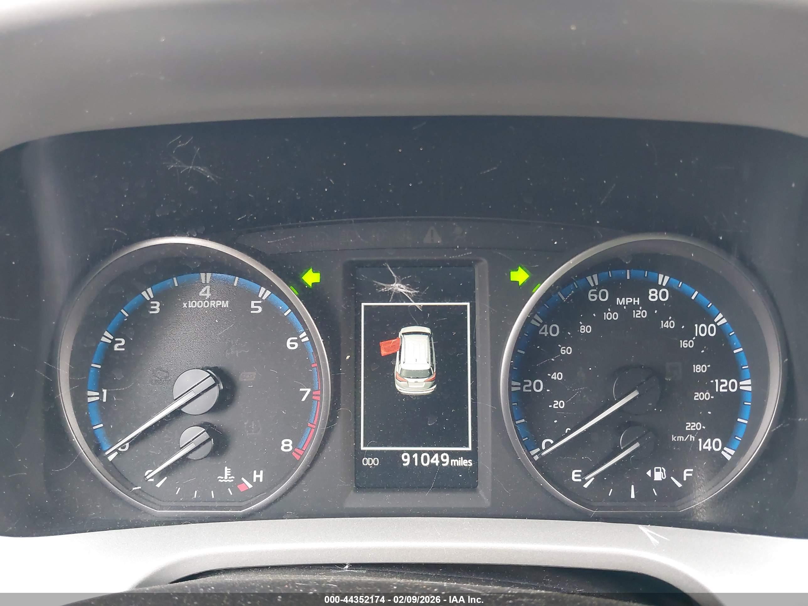 TOYOTA RAV4 image 7