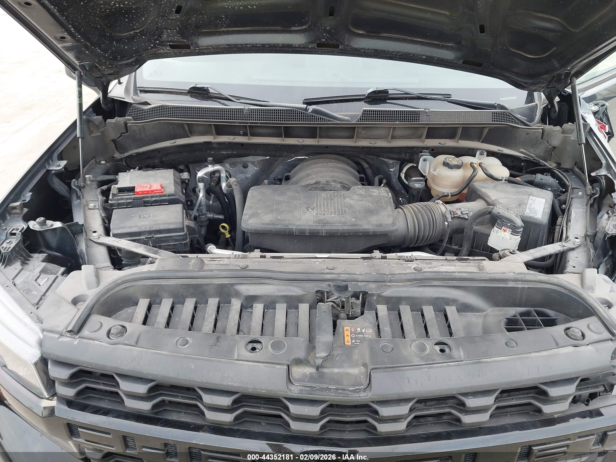 CHEVROLET SILVERADO image 10