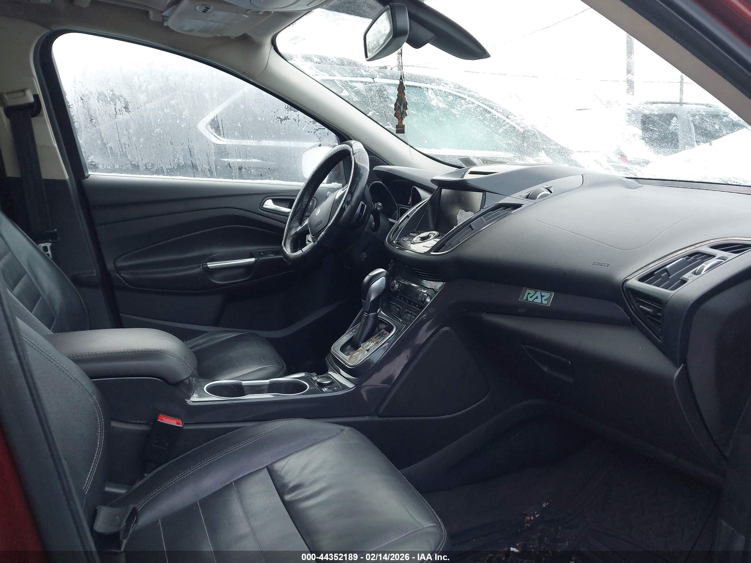 FORD ESCAPE image 5