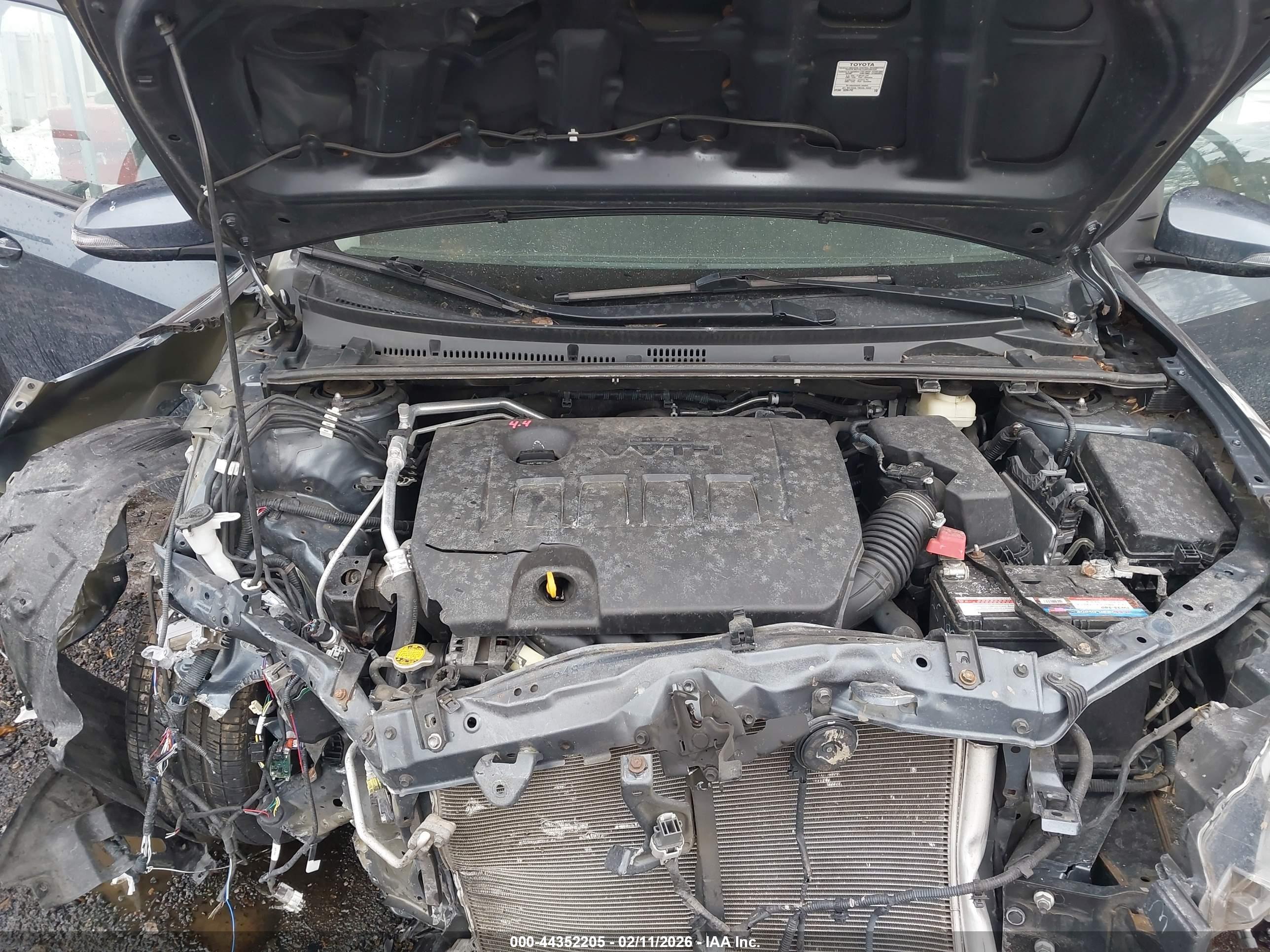 TOYOTA COROLLA image 10