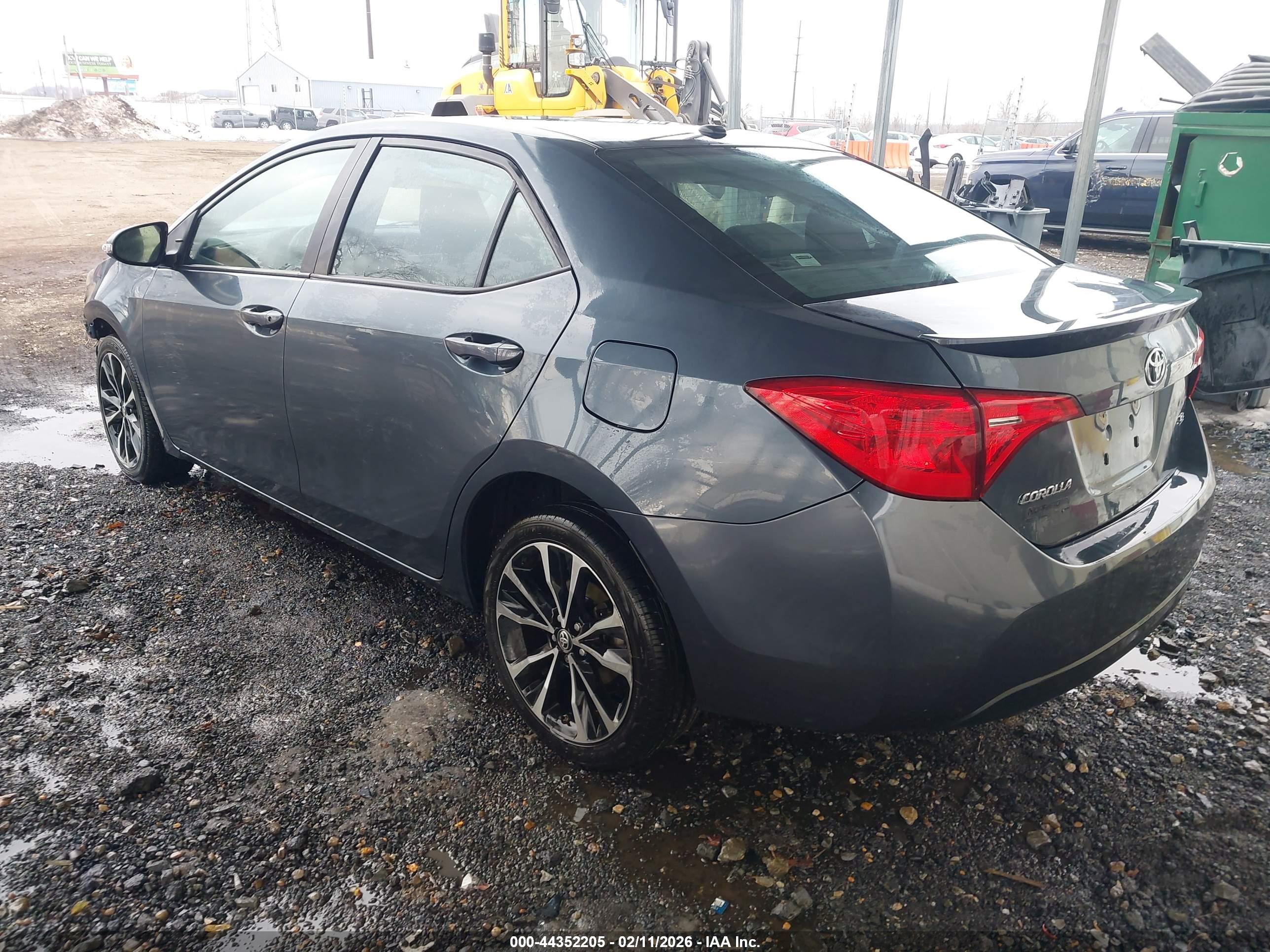 TOYOTA COROLLA image 3