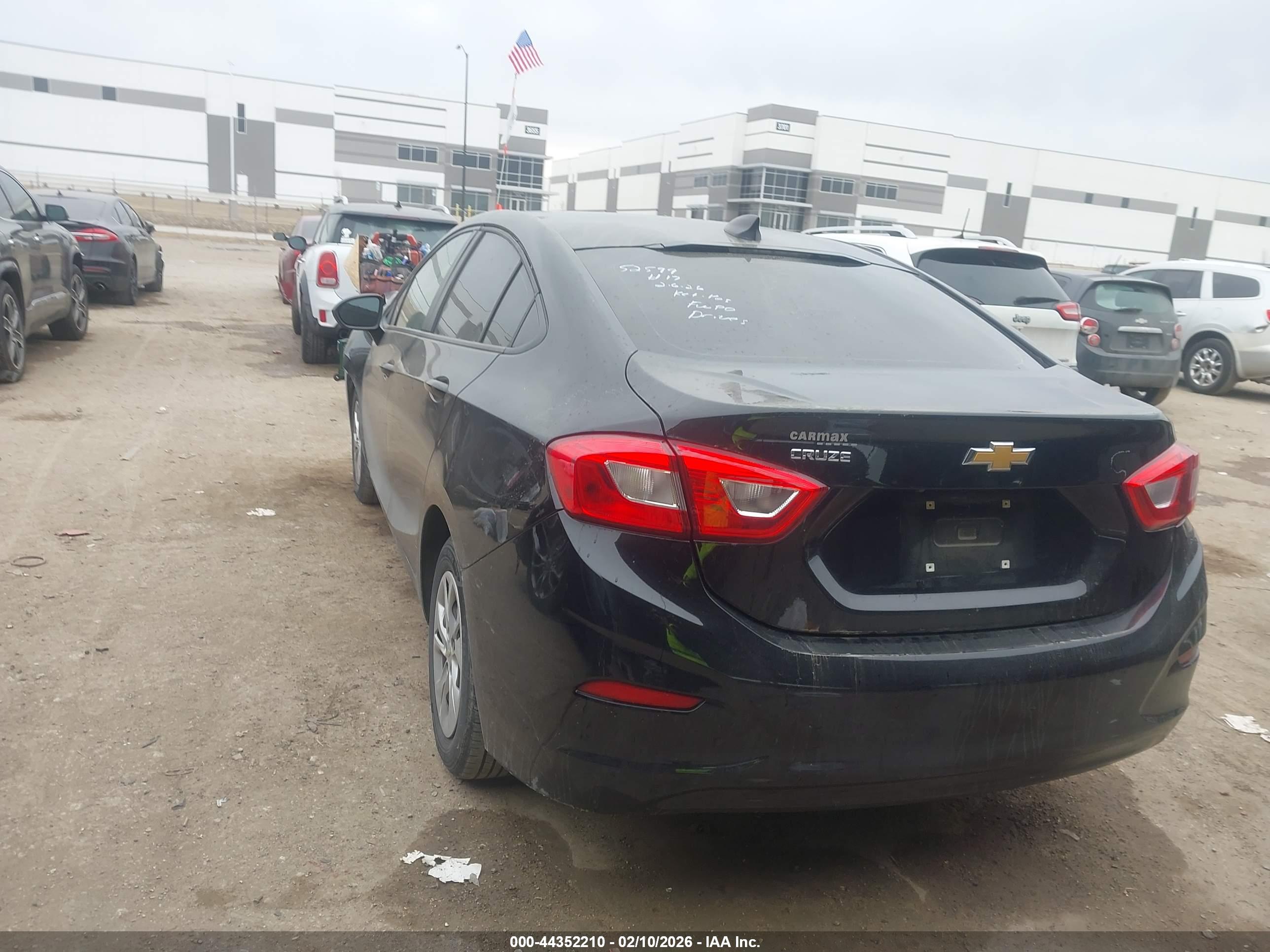 CHEVROLET CRUZE image 3