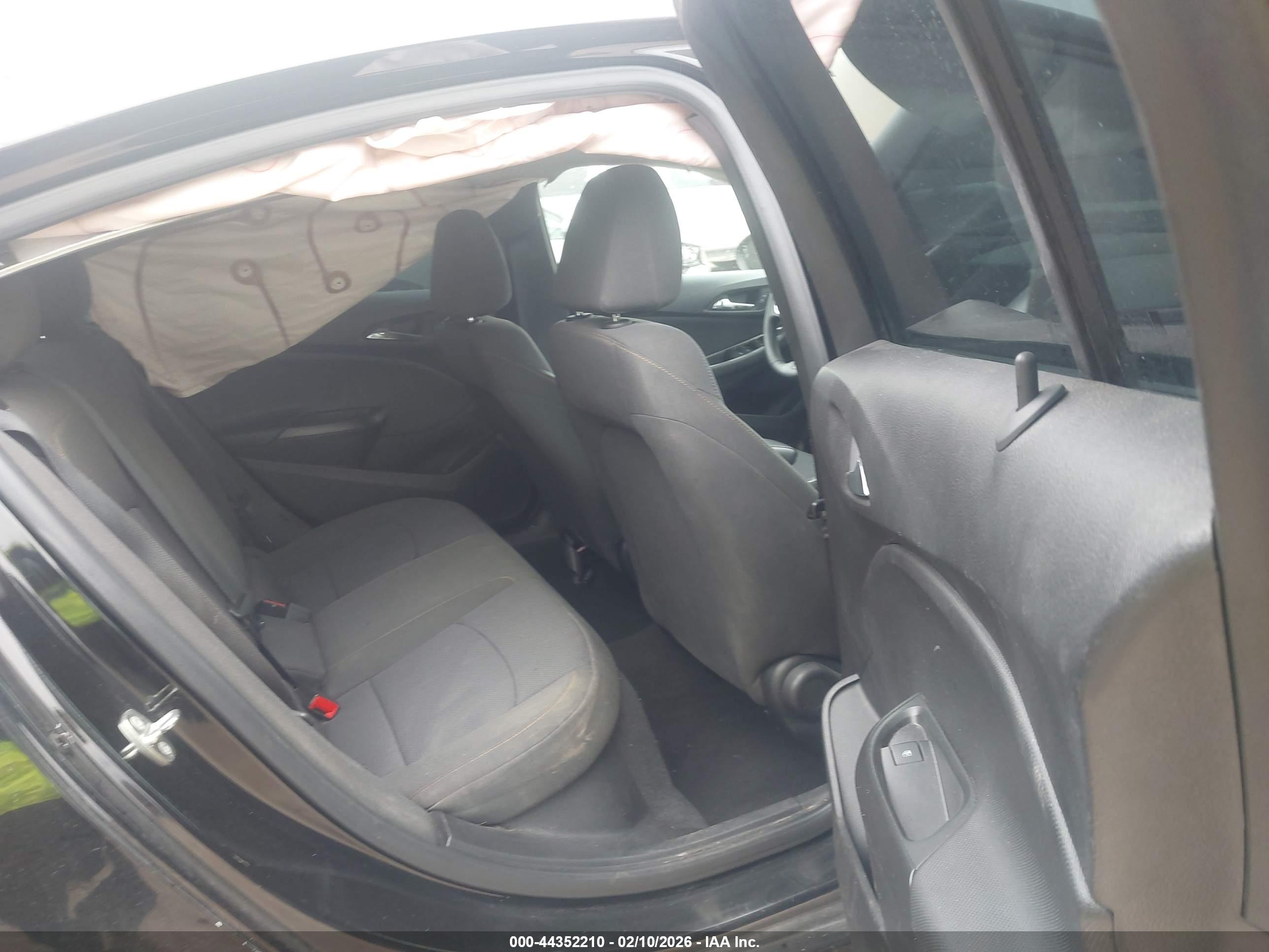 CHEVROLET CRUZE image 8