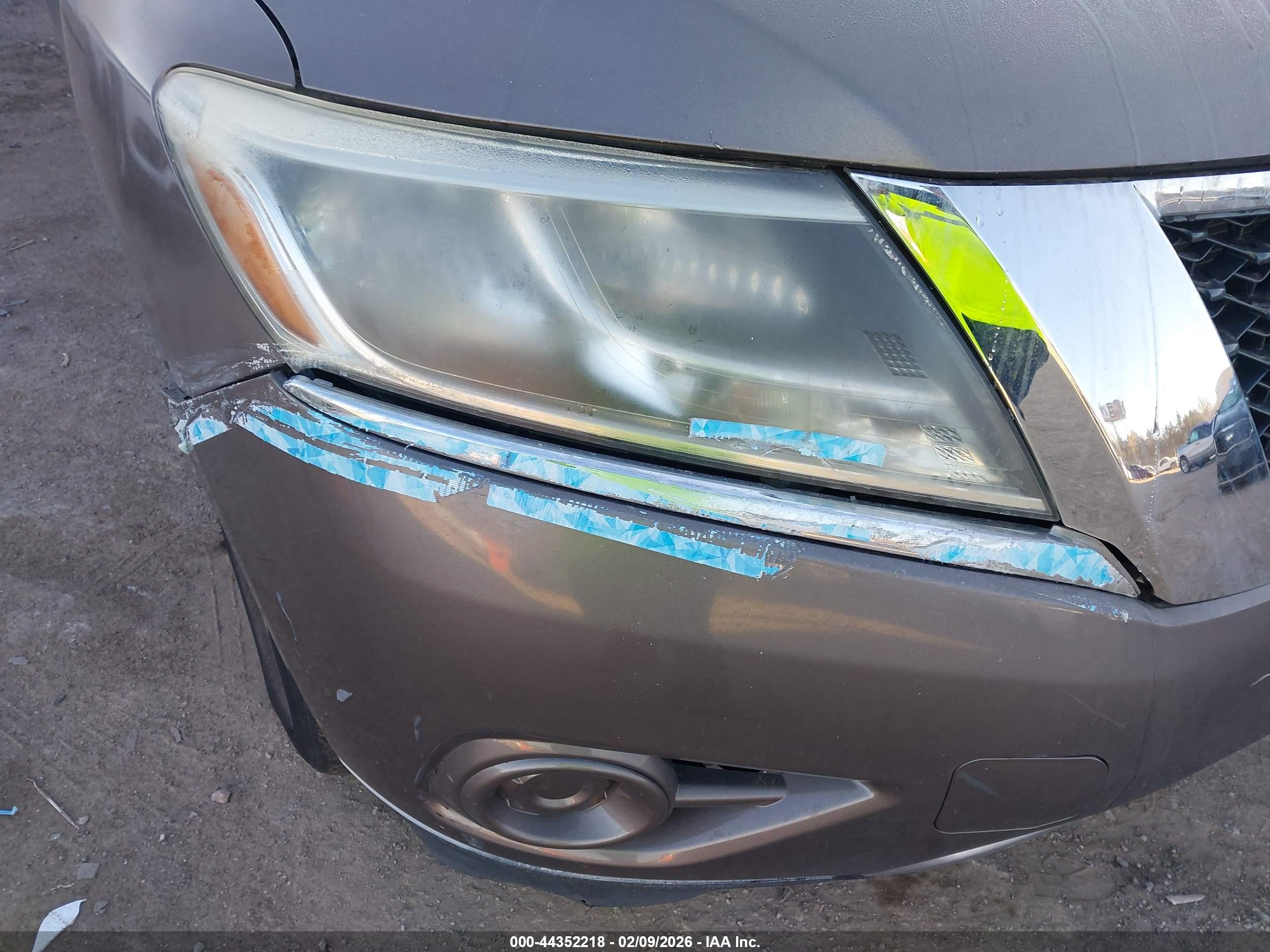NISSAN PATHFINDER image 6