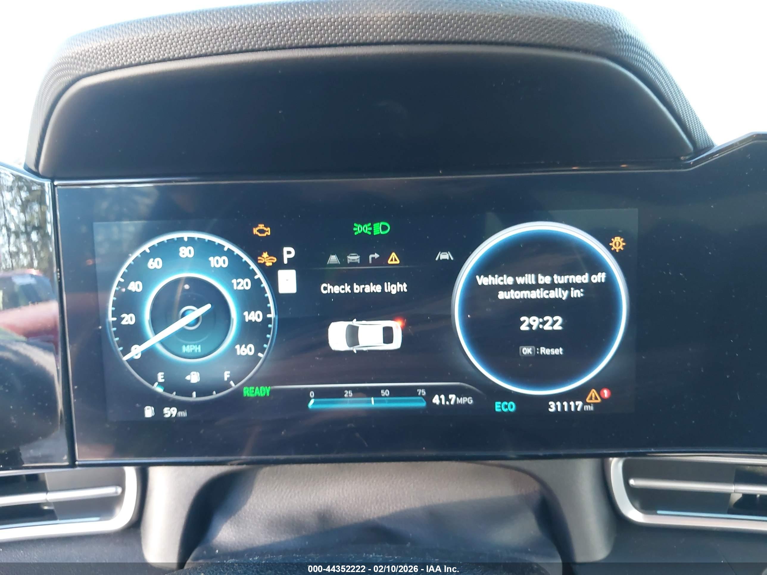 HYUNDAI ELANTRA image 7