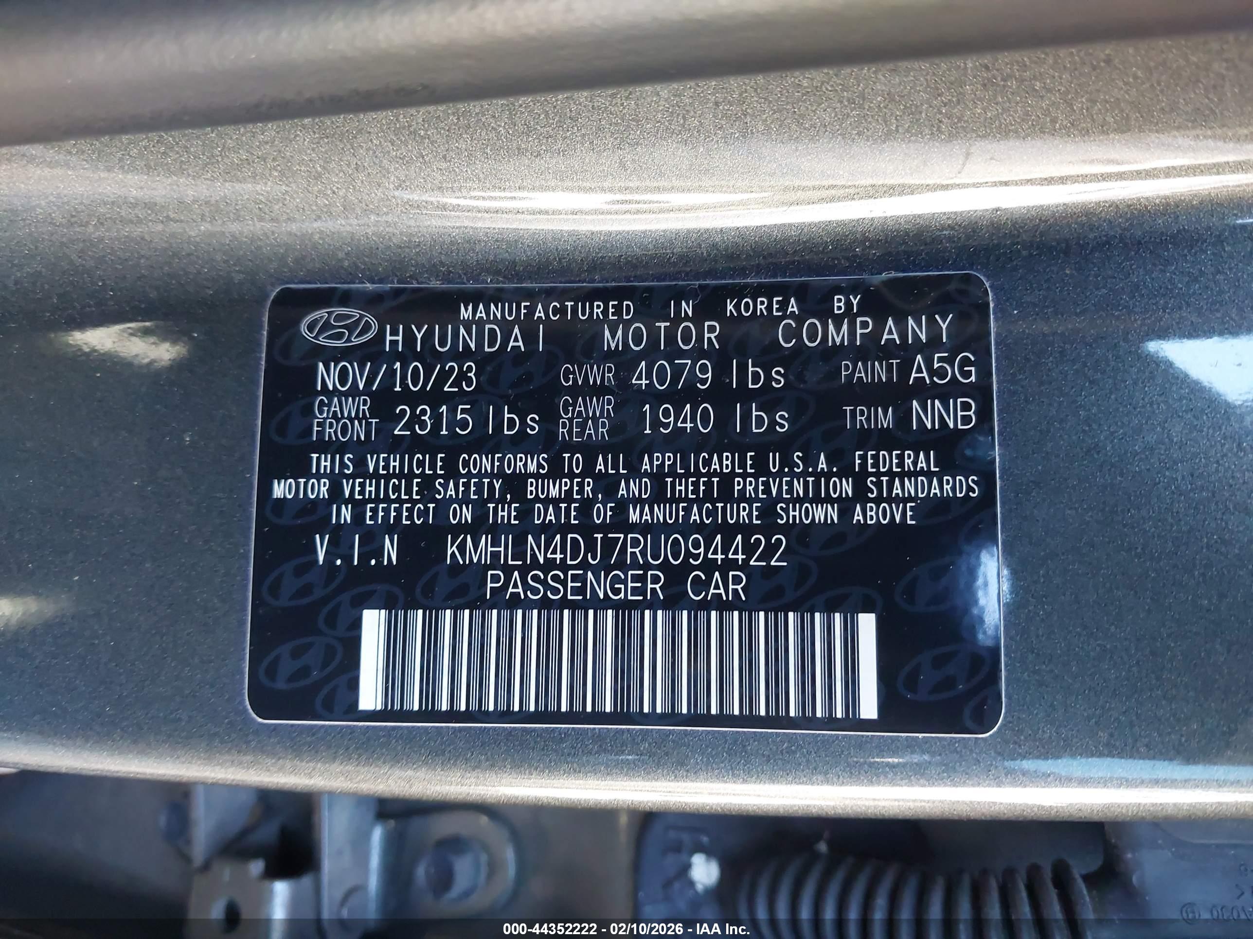 HYUNDAI ELANTRA image 9