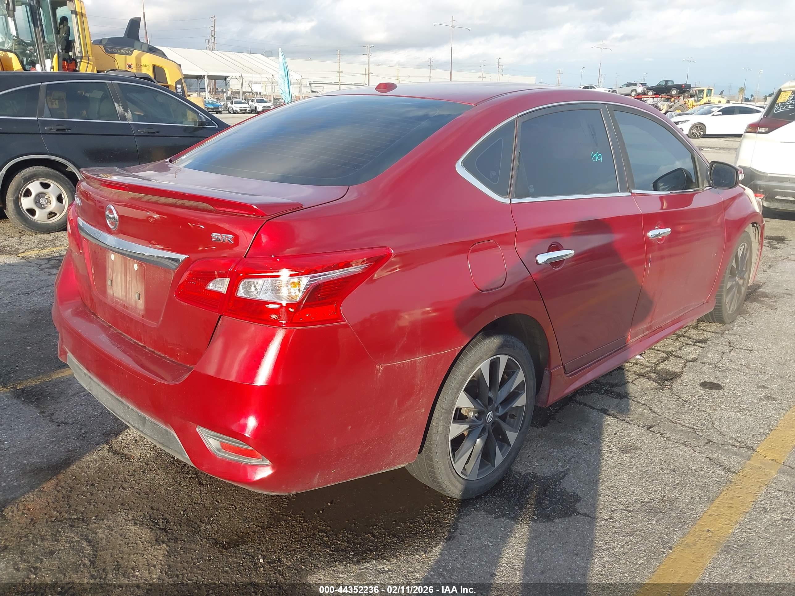 NISSAN SENTRA image 4