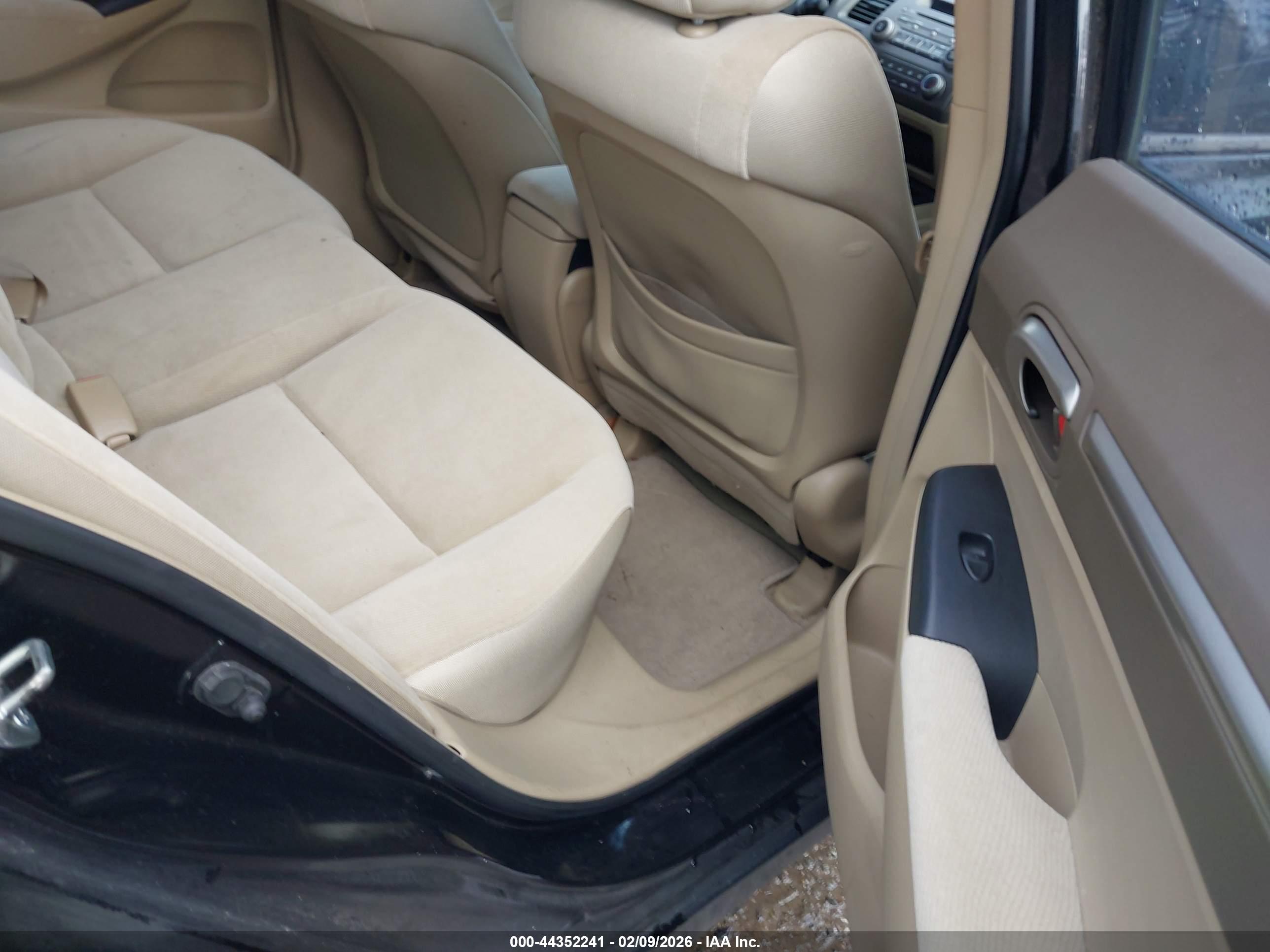HONDA CIVIC image 8