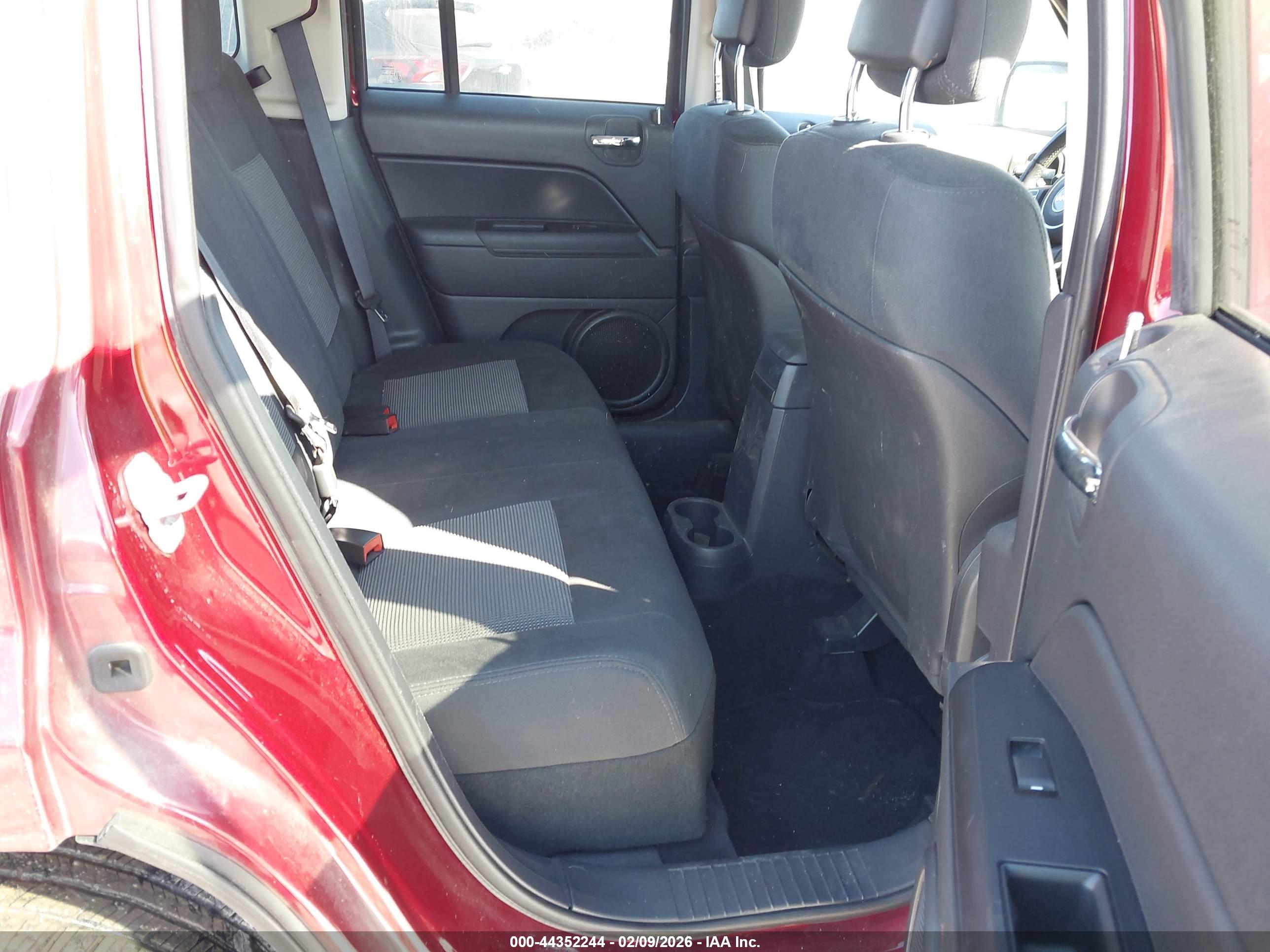 JEEP PATRIOT image 8