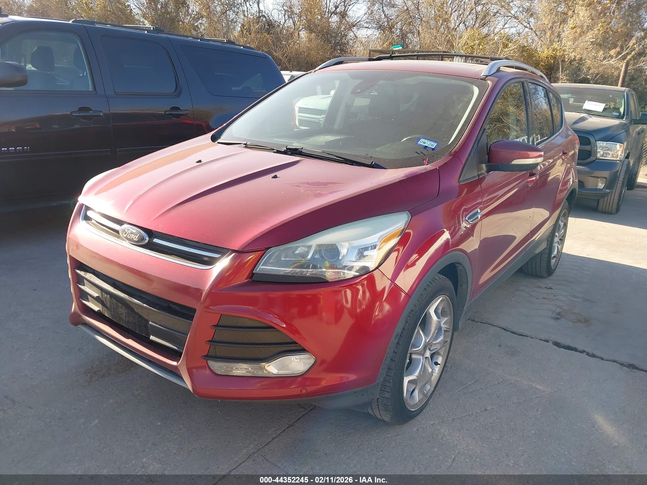 FORD ESCAPE image 2