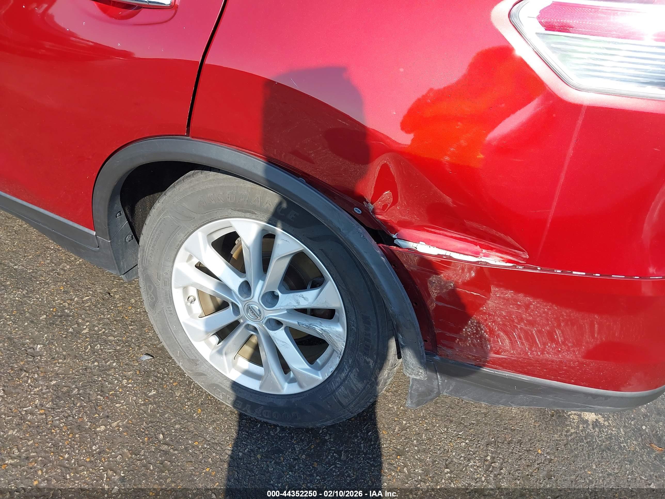 NISSAN ROGUE image 6