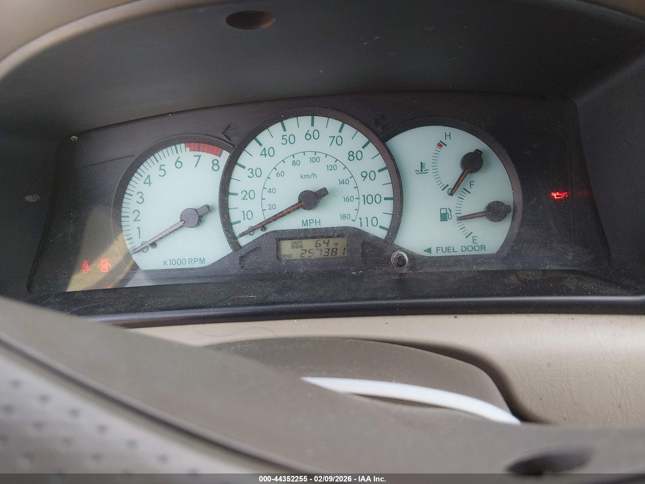 TOYOTA COROLLA image 7