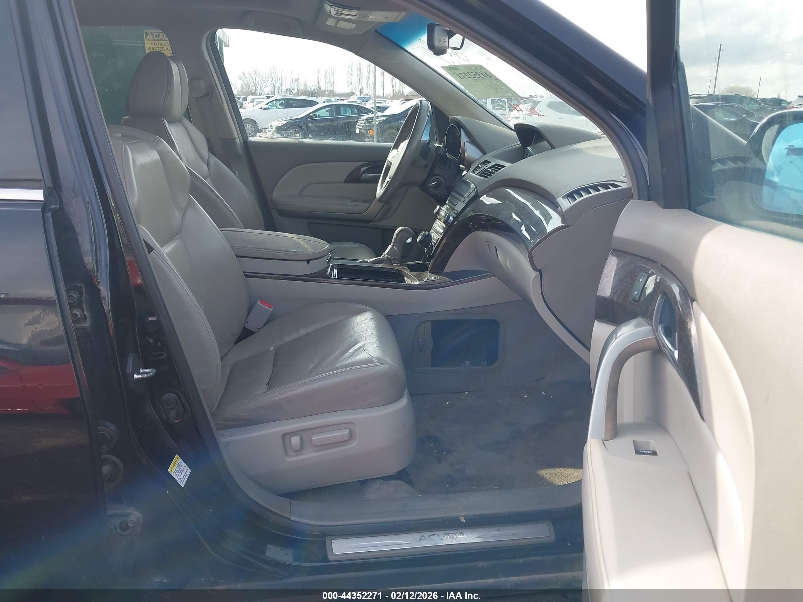 ACURA MDX image 5