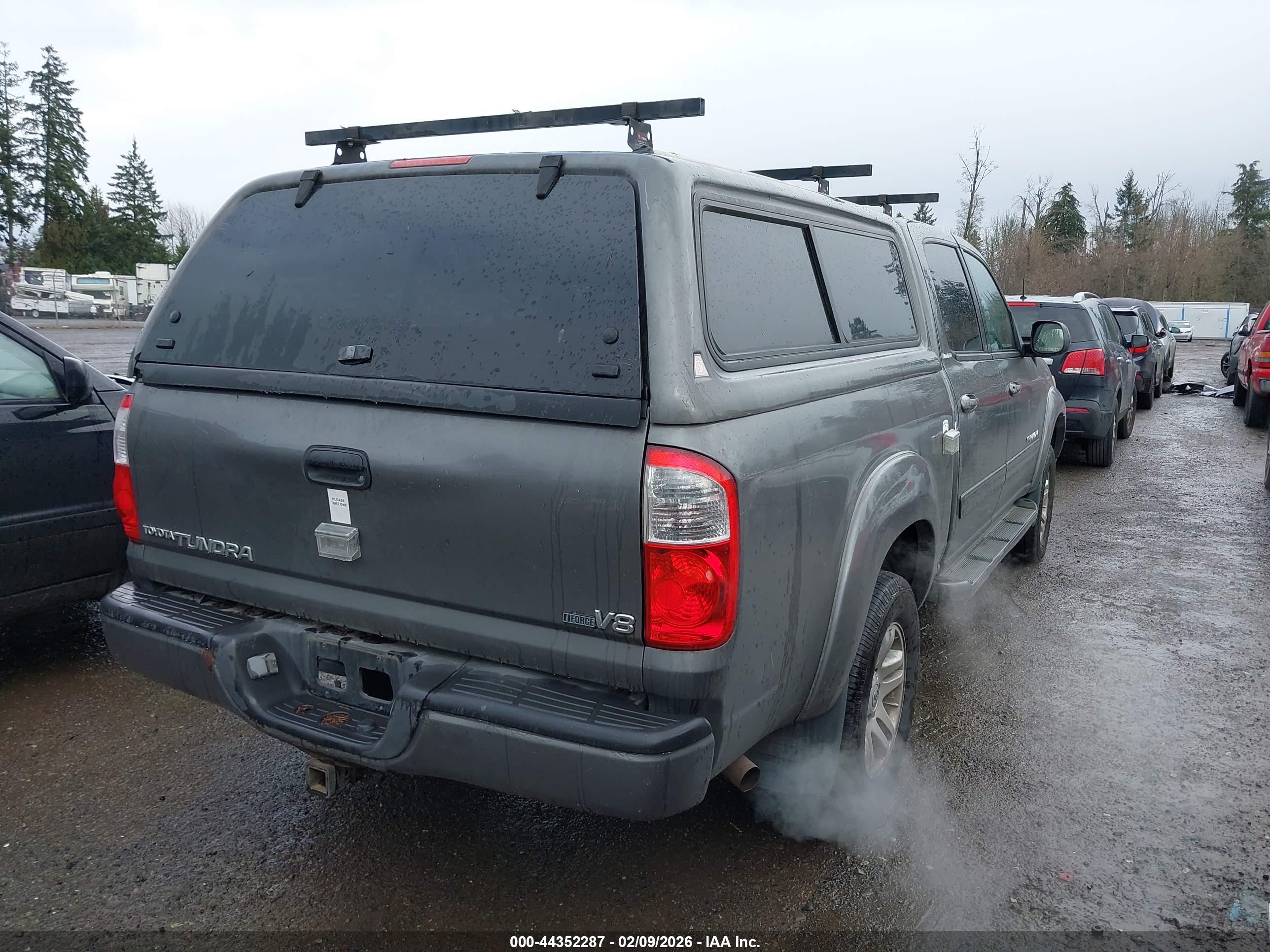 TOYOTA TUNDRA image 4