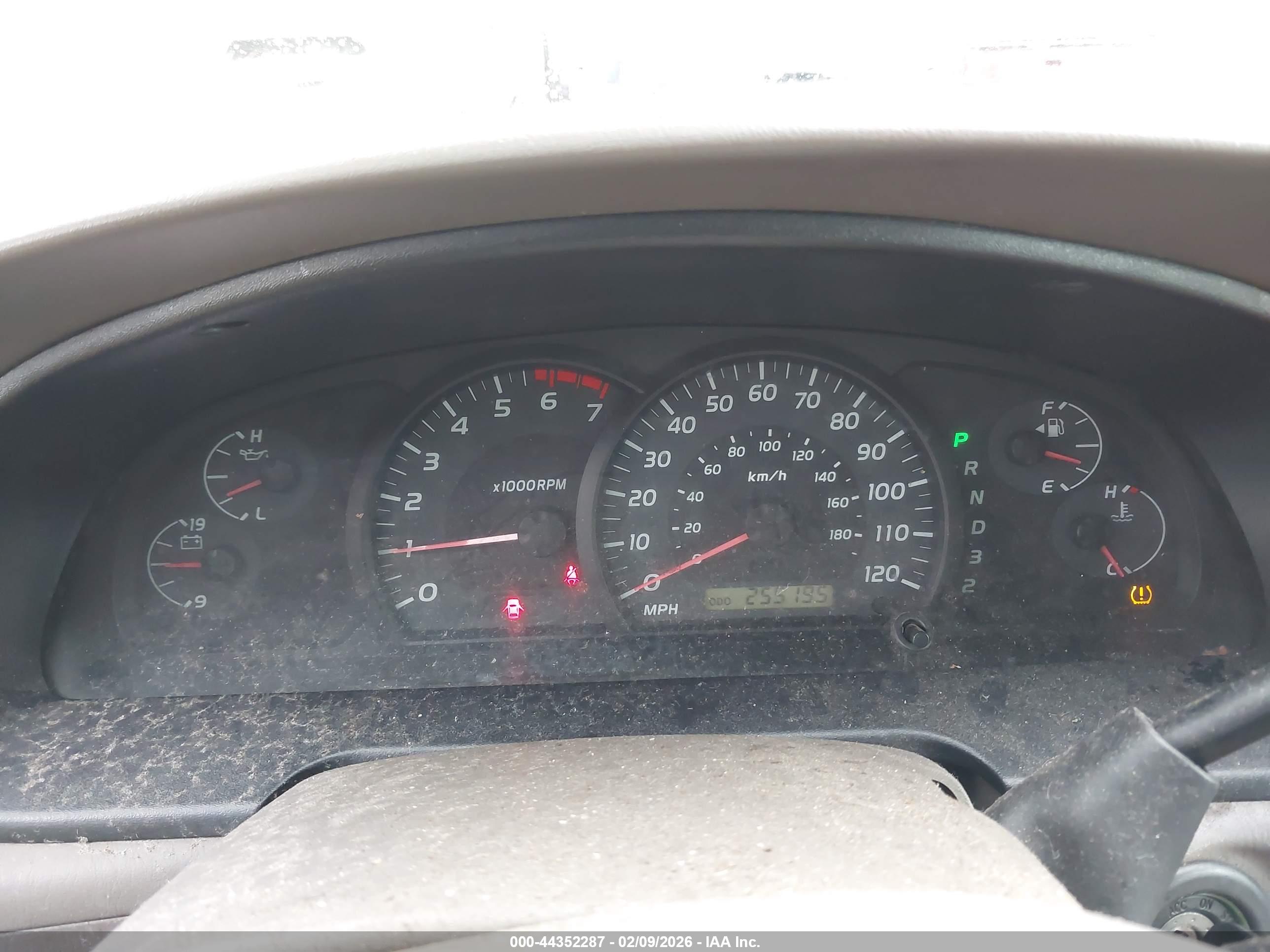 TOYOTA TUNDRA image 7