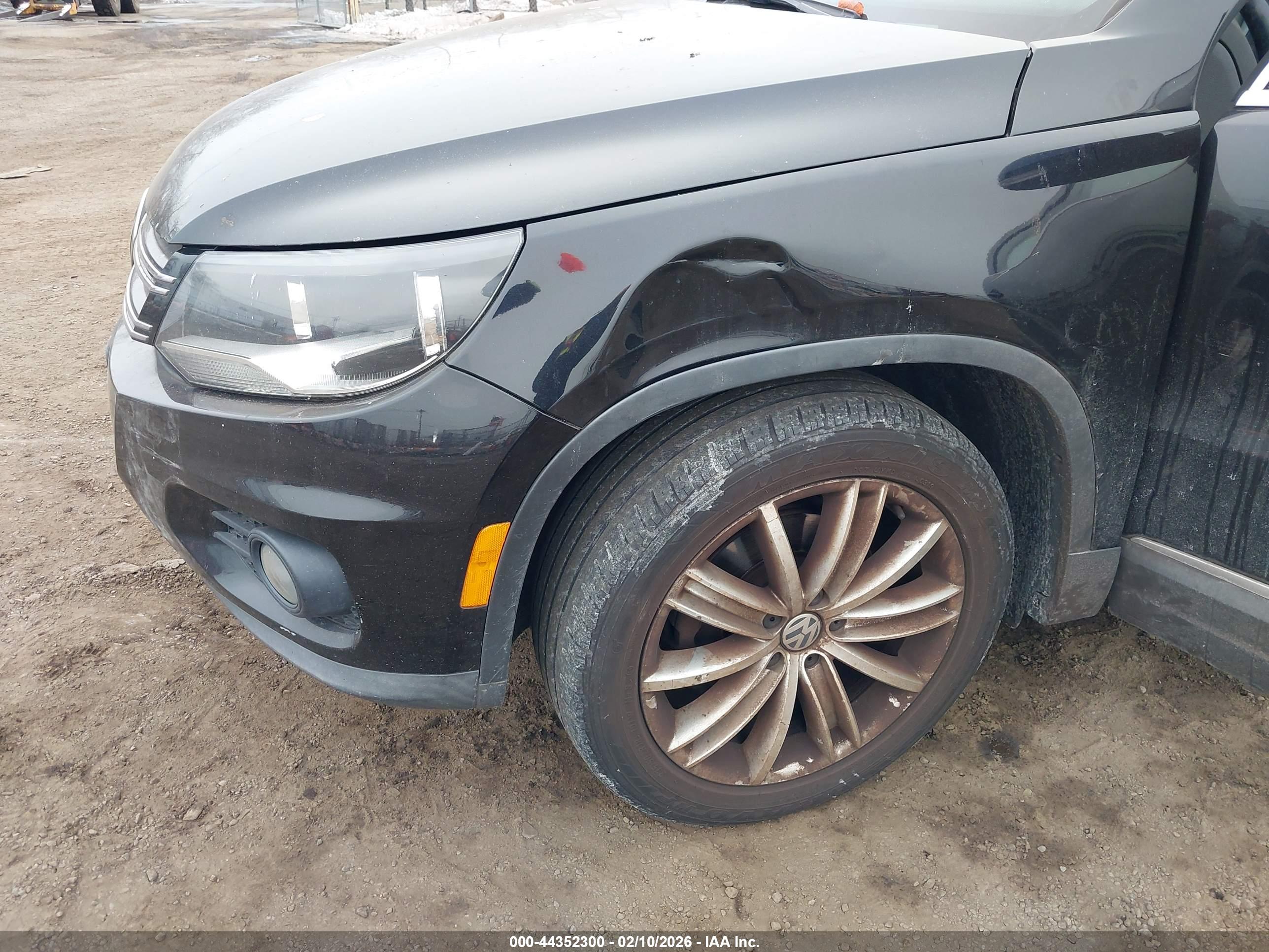 VOLKSWAGEN TIGUAN image 6