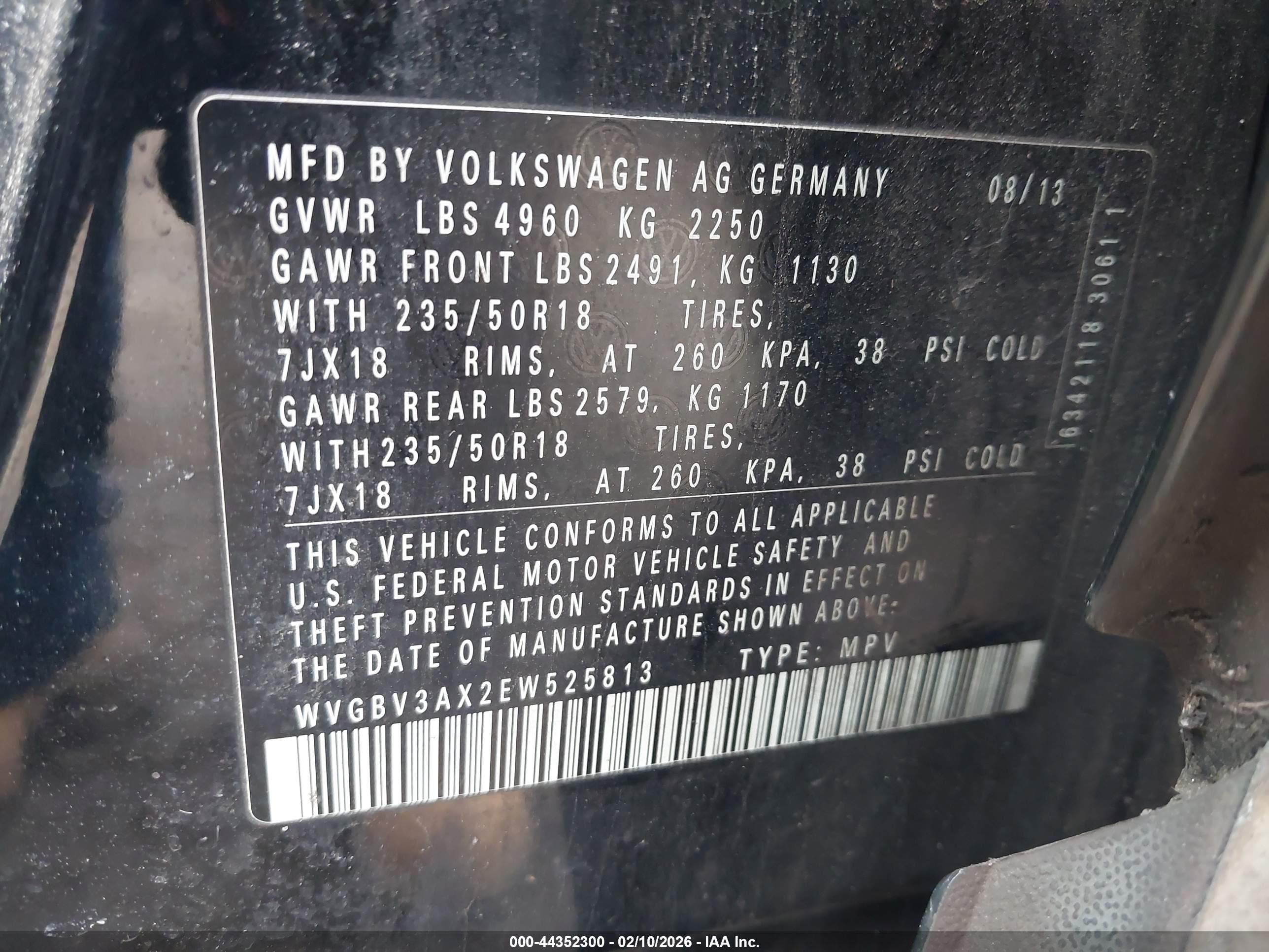 VOLKSWAGEN TIGUAN image 9