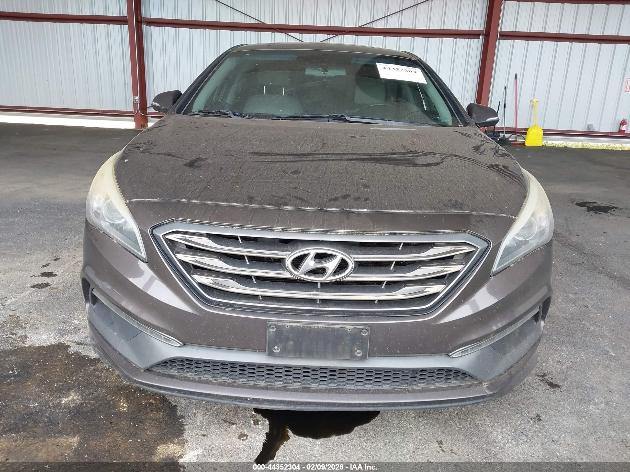 HYUNDAI SONATA image 6