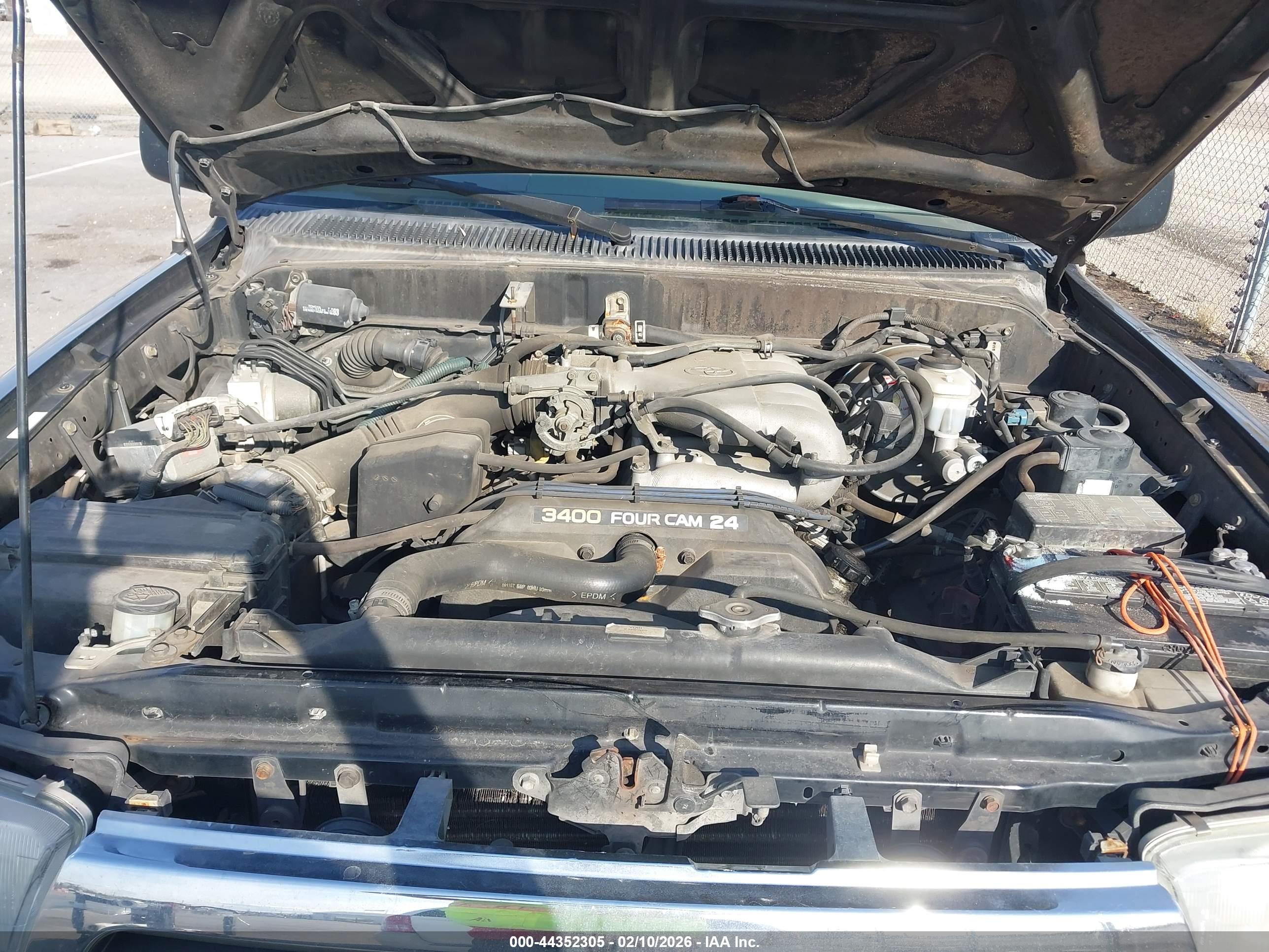 TOYOTA 4RUNNER image 10