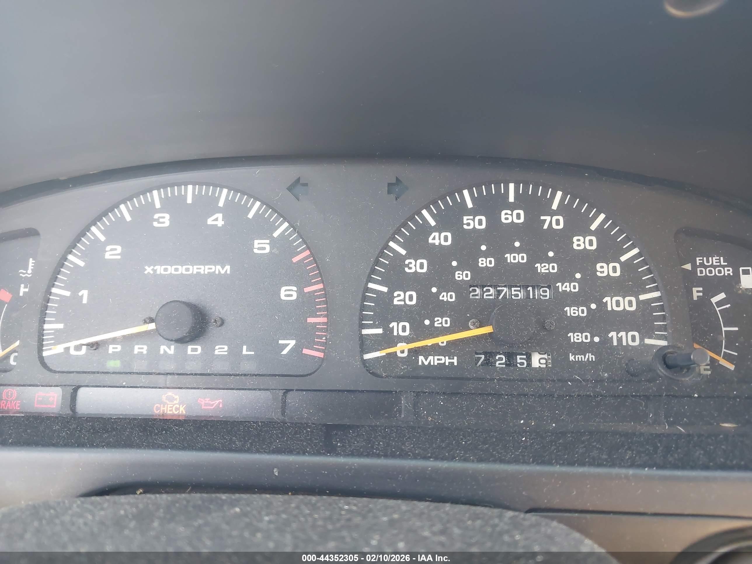 TOYOTA 4RUNNER image 7
