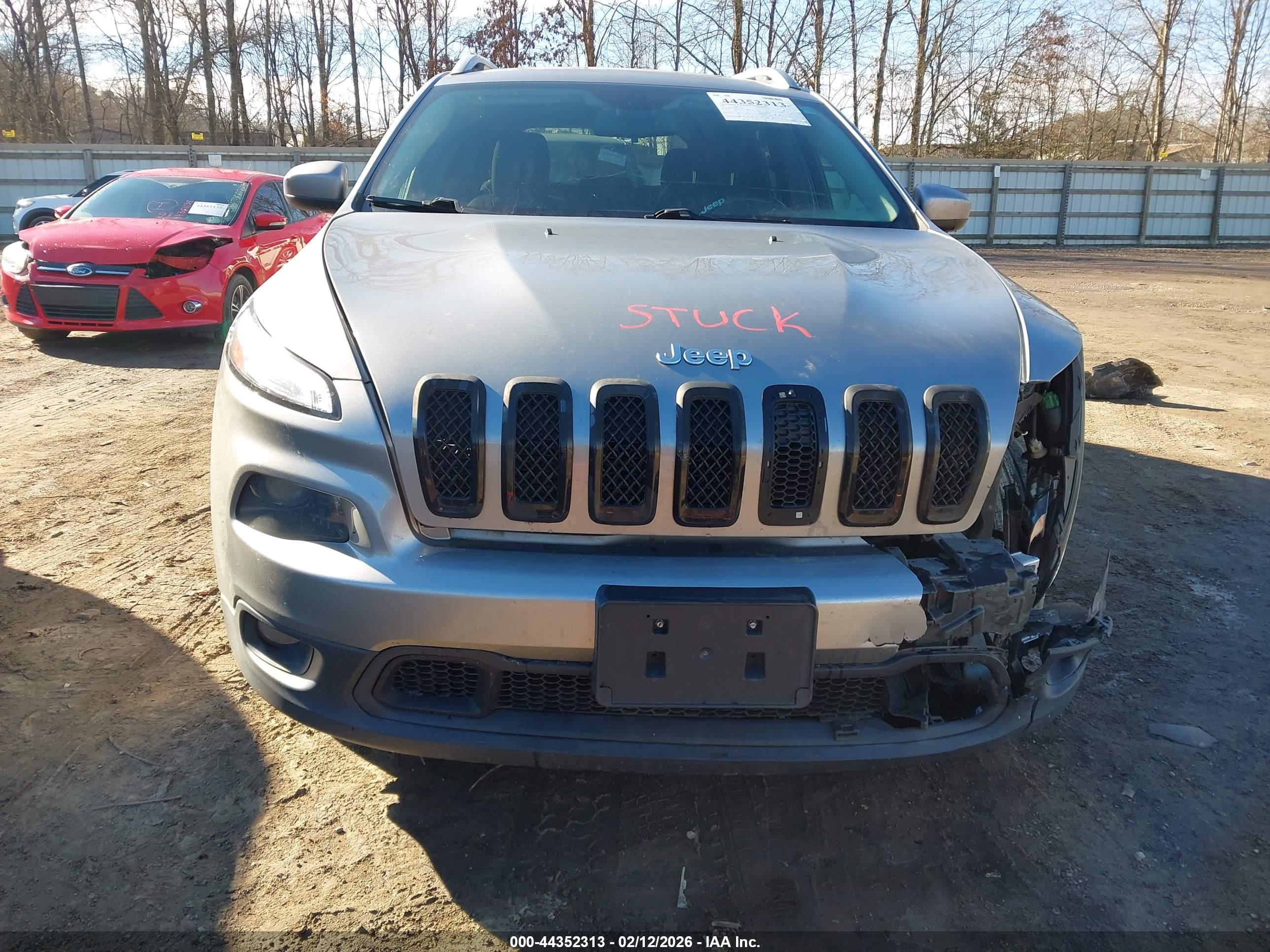 JEEP CHEROKEE image 10