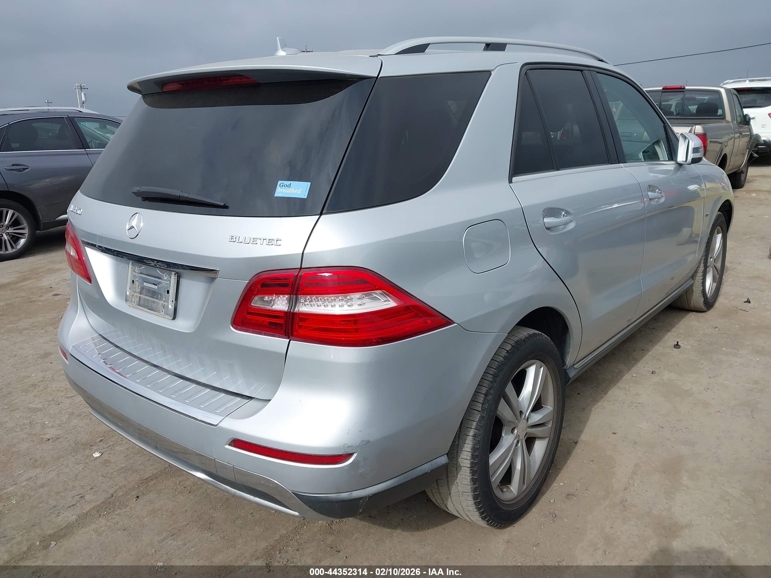 MERCEDES-BENZ ML image 4