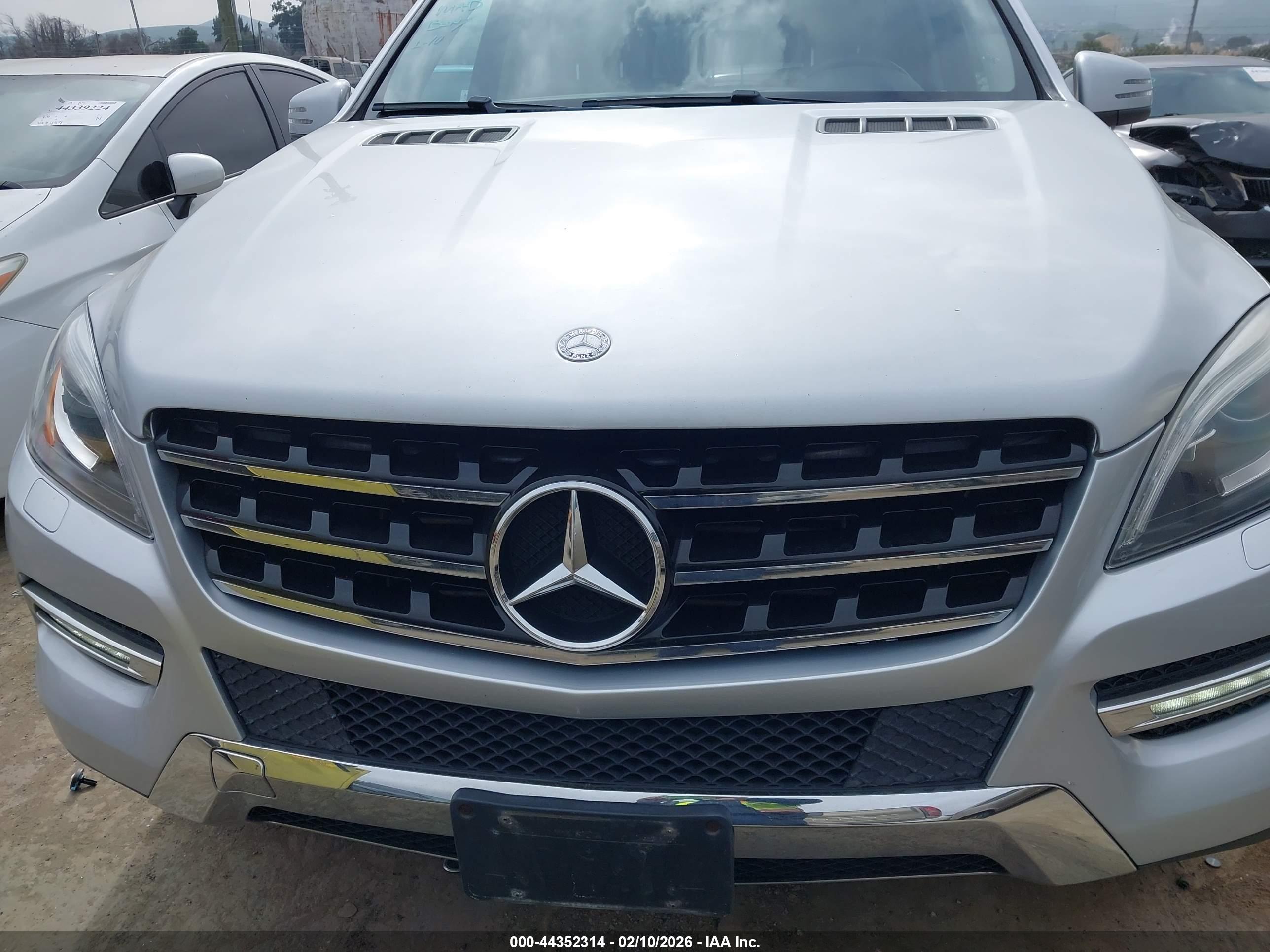 MERCEDES-BENZ ML image 6