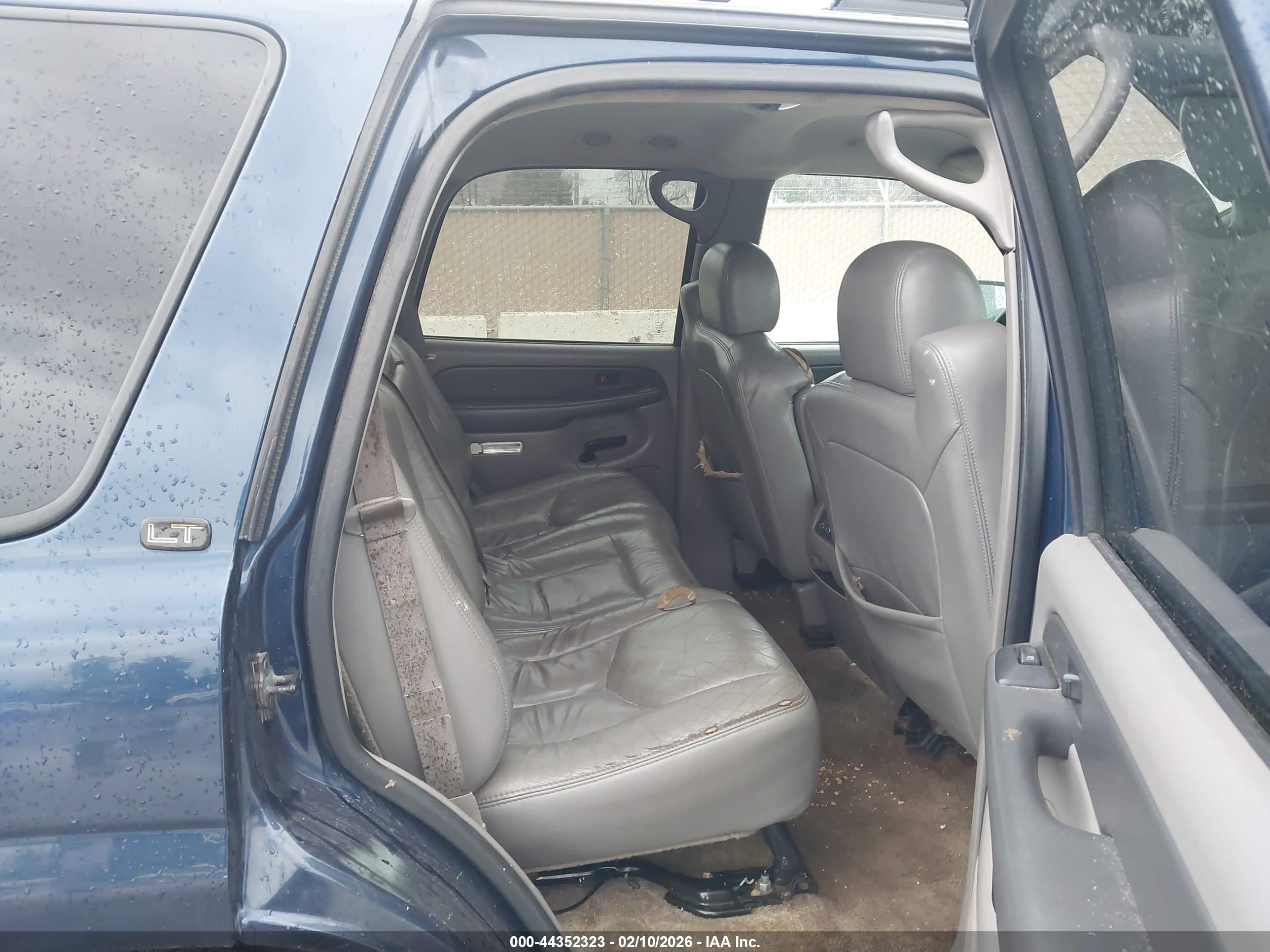CHEVROLET TAHOE image 8
