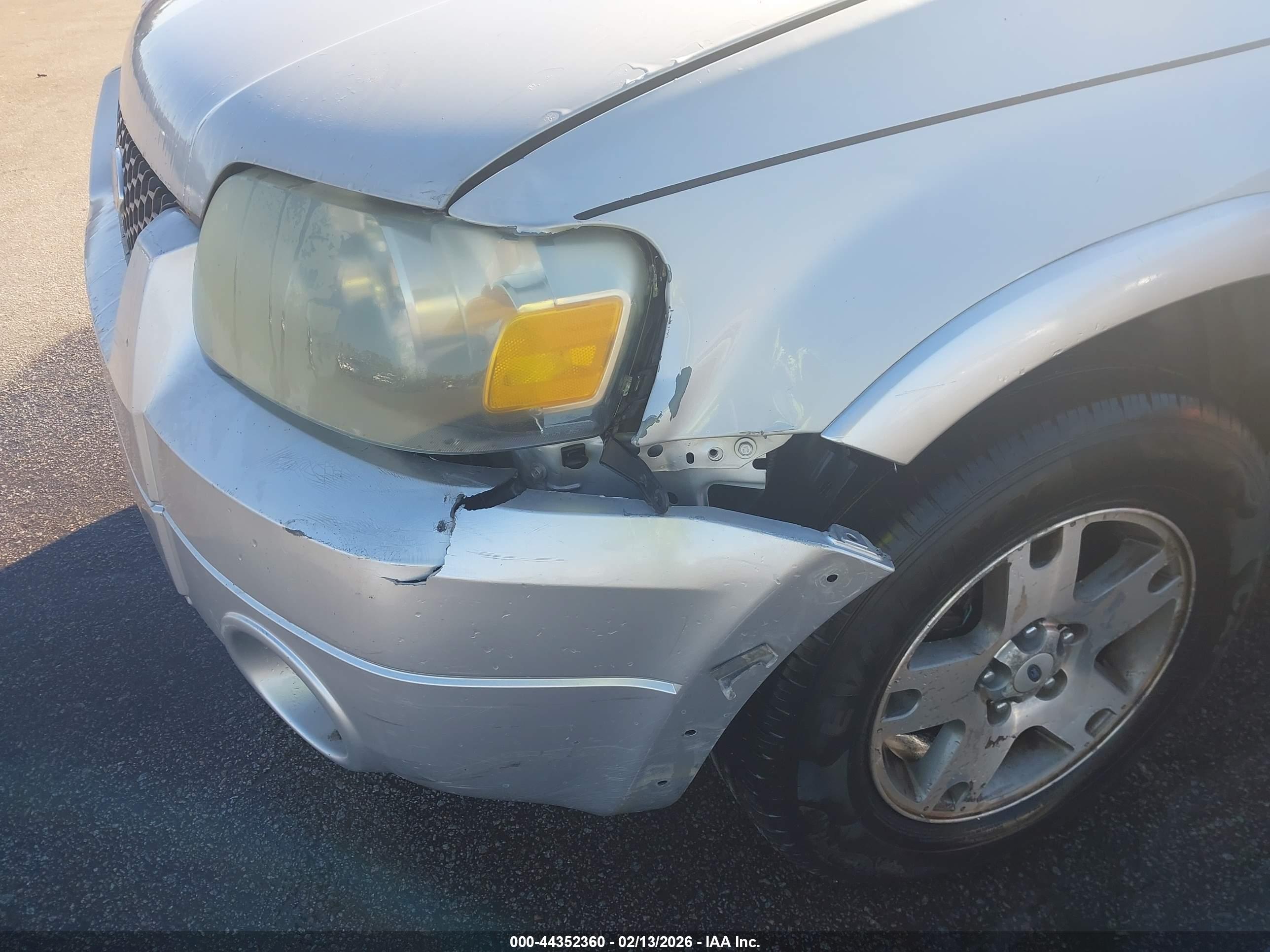 FORD ESCAPE image 6