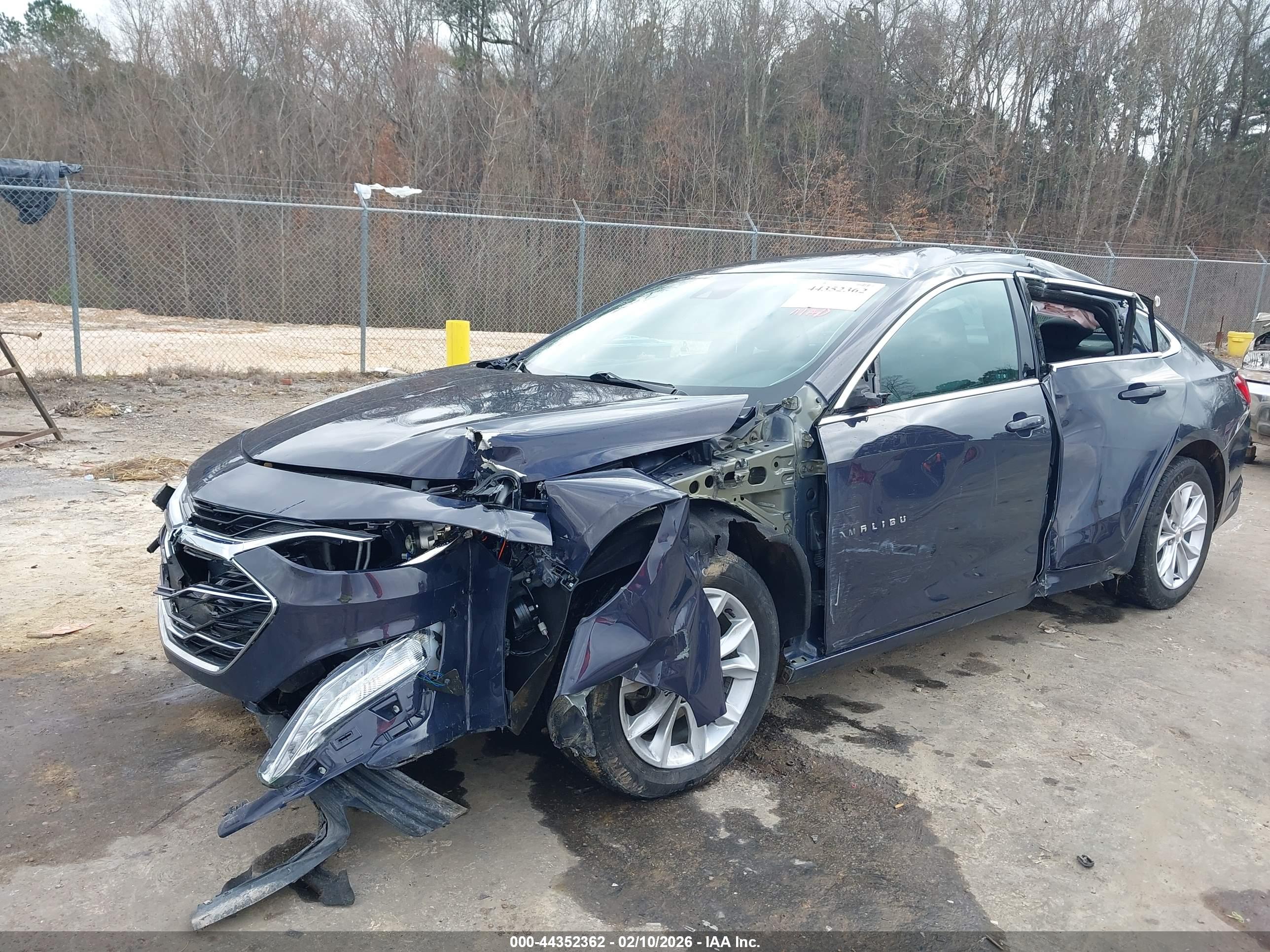 CHEVROLET MALIBU image 6