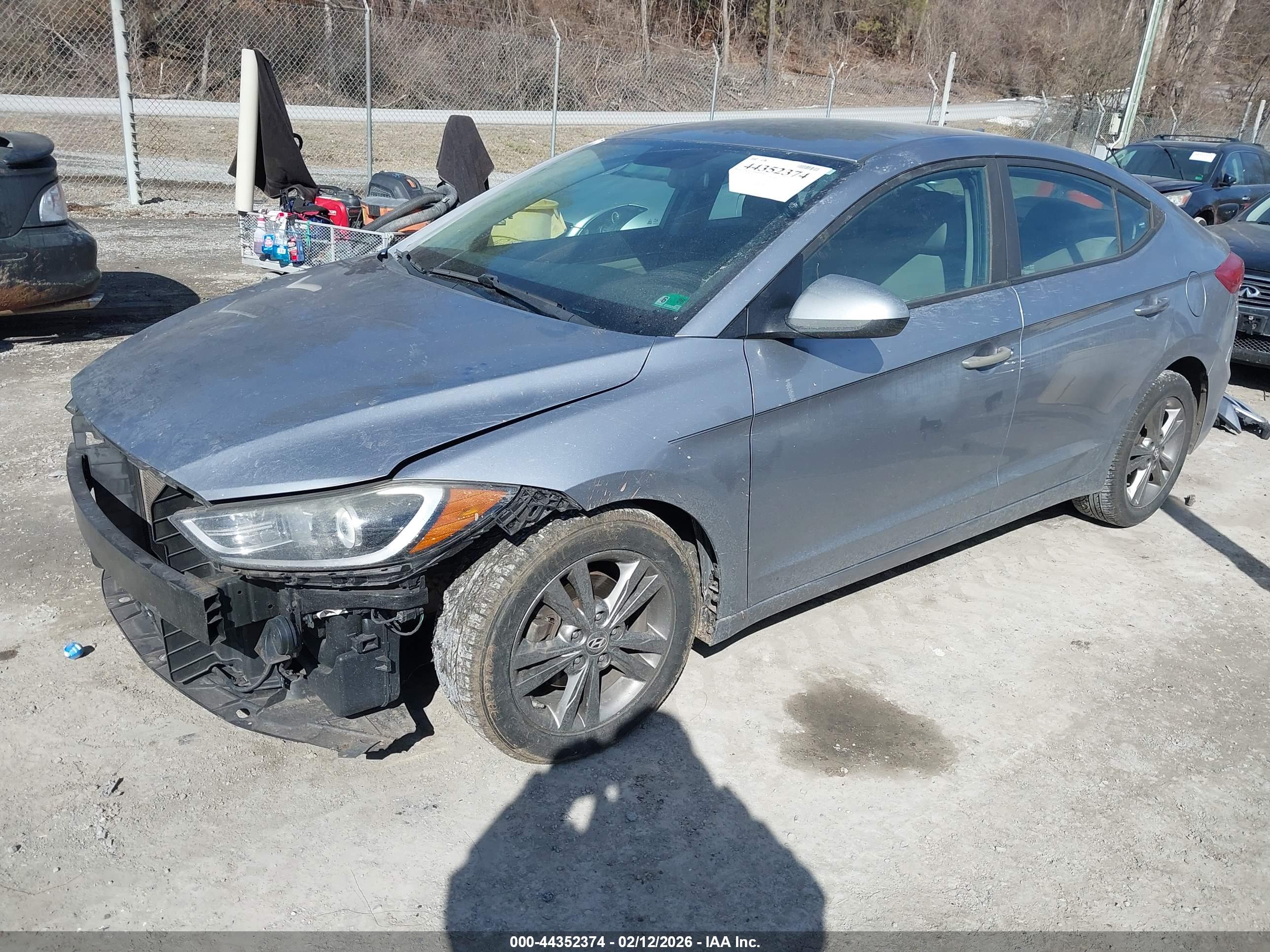 HYUNDAI ELANTRA image 2