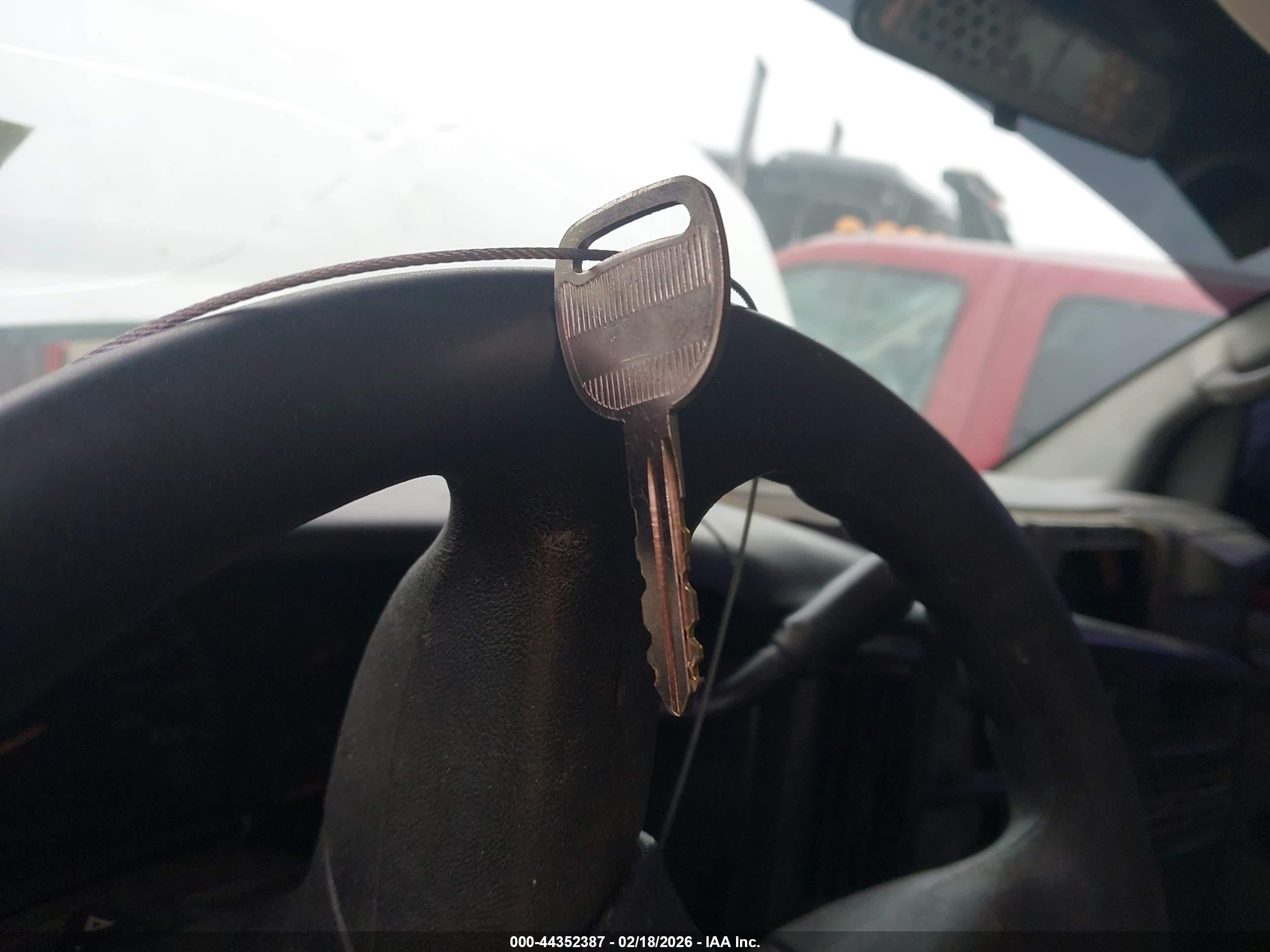 GMC SAVANA image 11