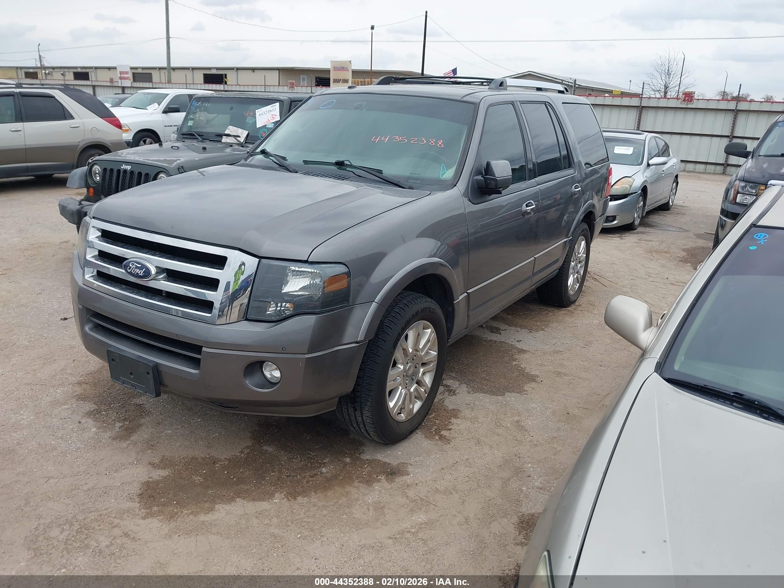 FORD EXPEDITION image 2
