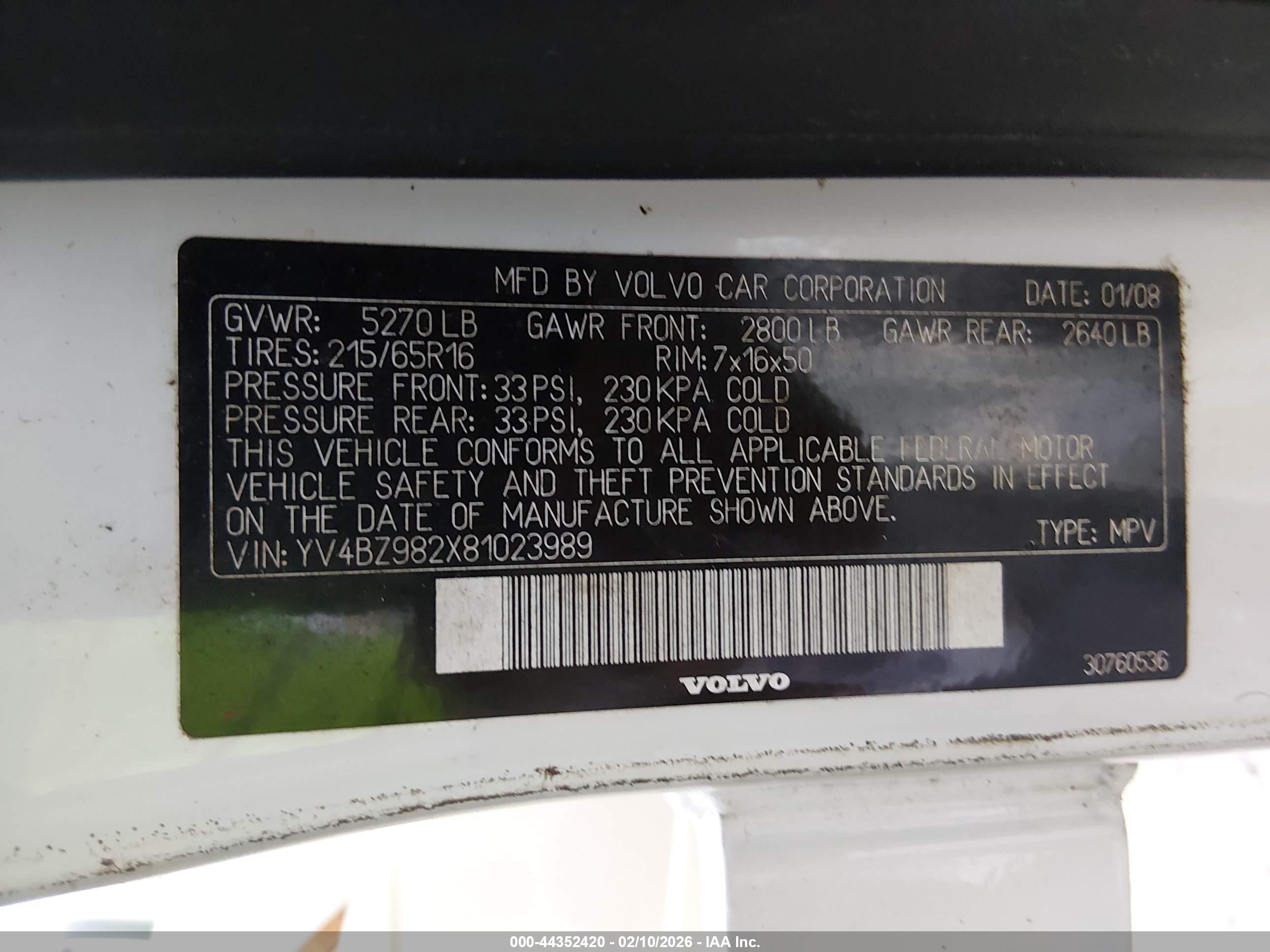 VOLVO XC70 image 9