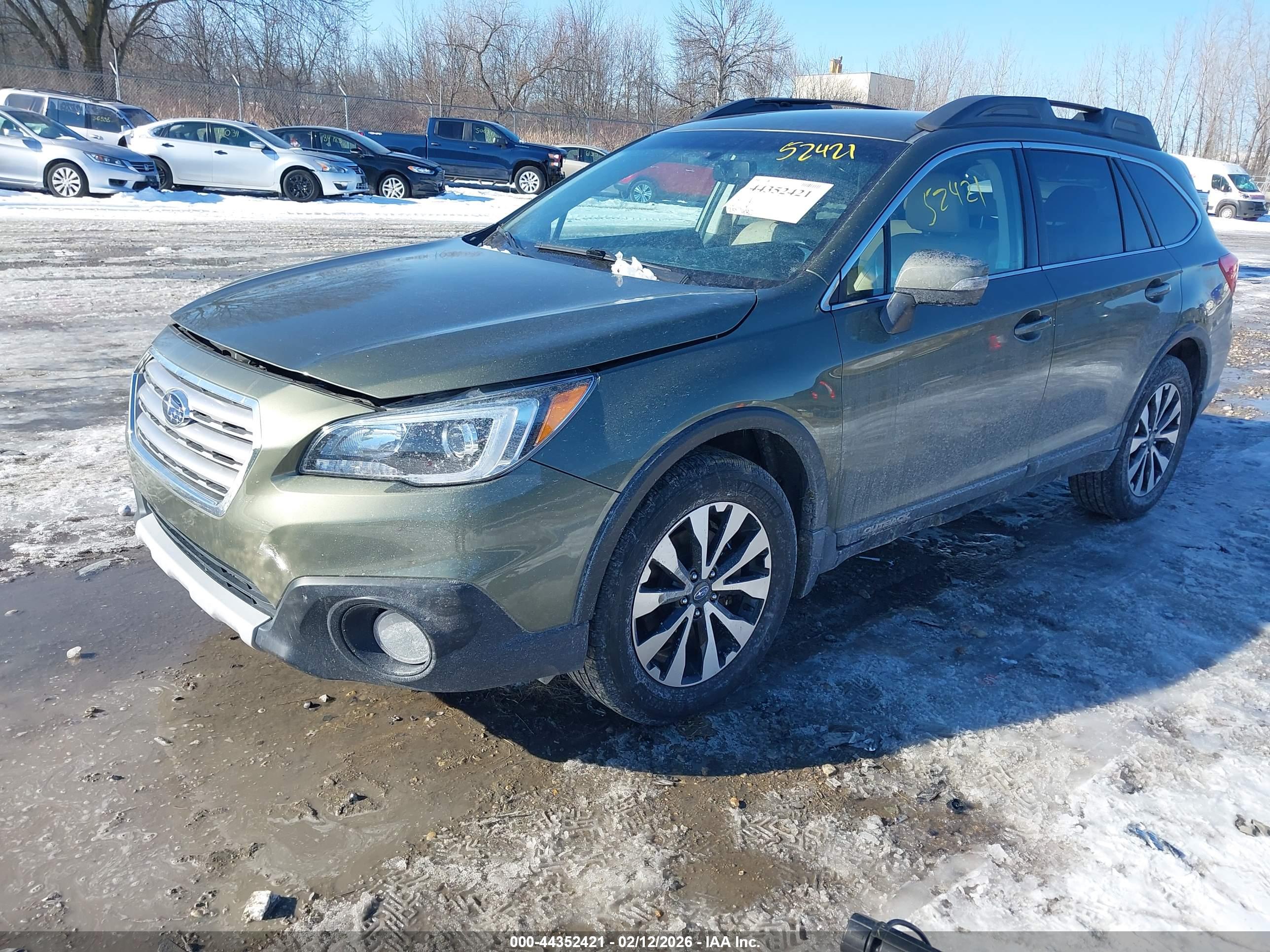 SUBARU OUTBACK image 2