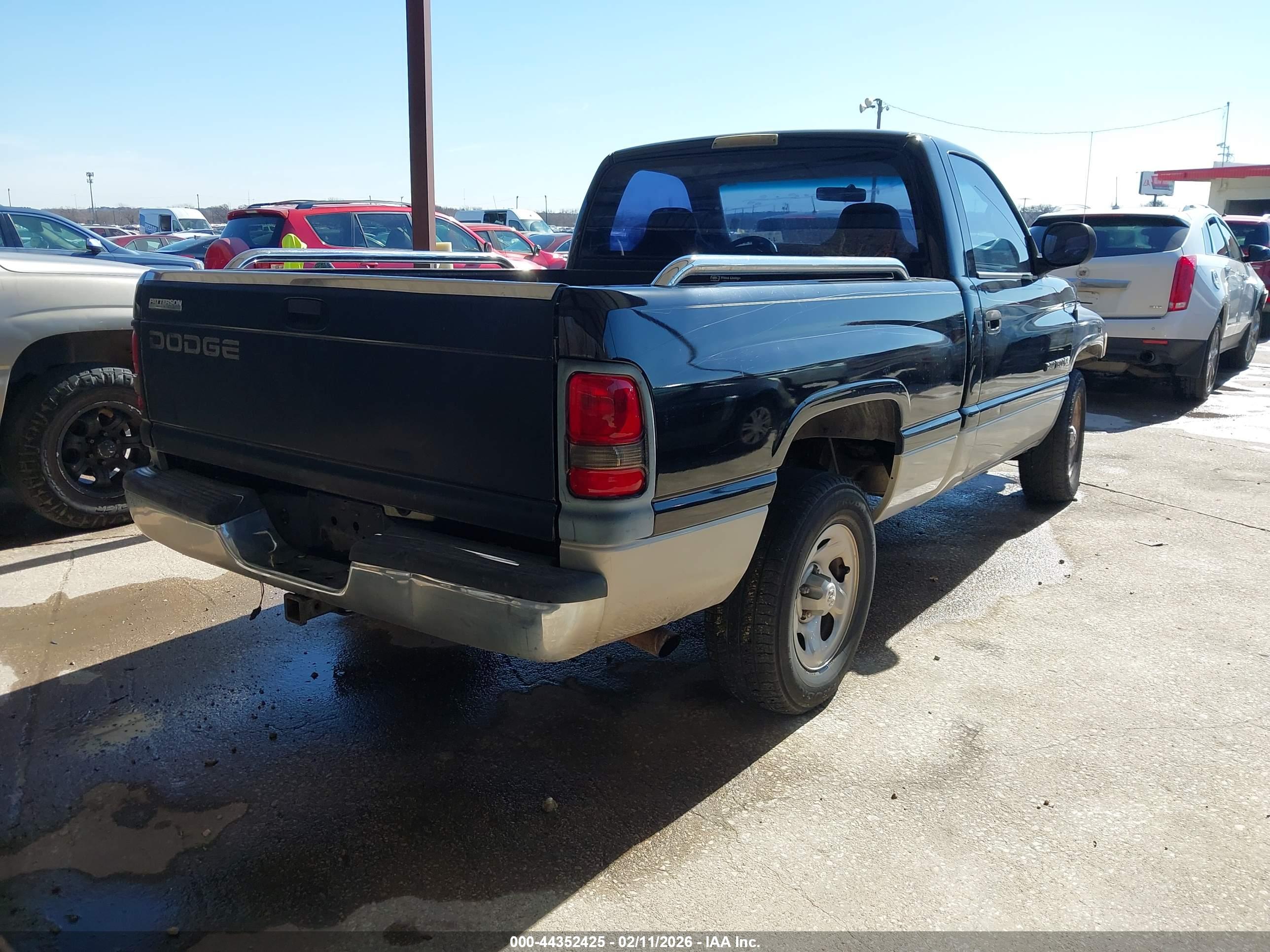 DODGE RAM image 4