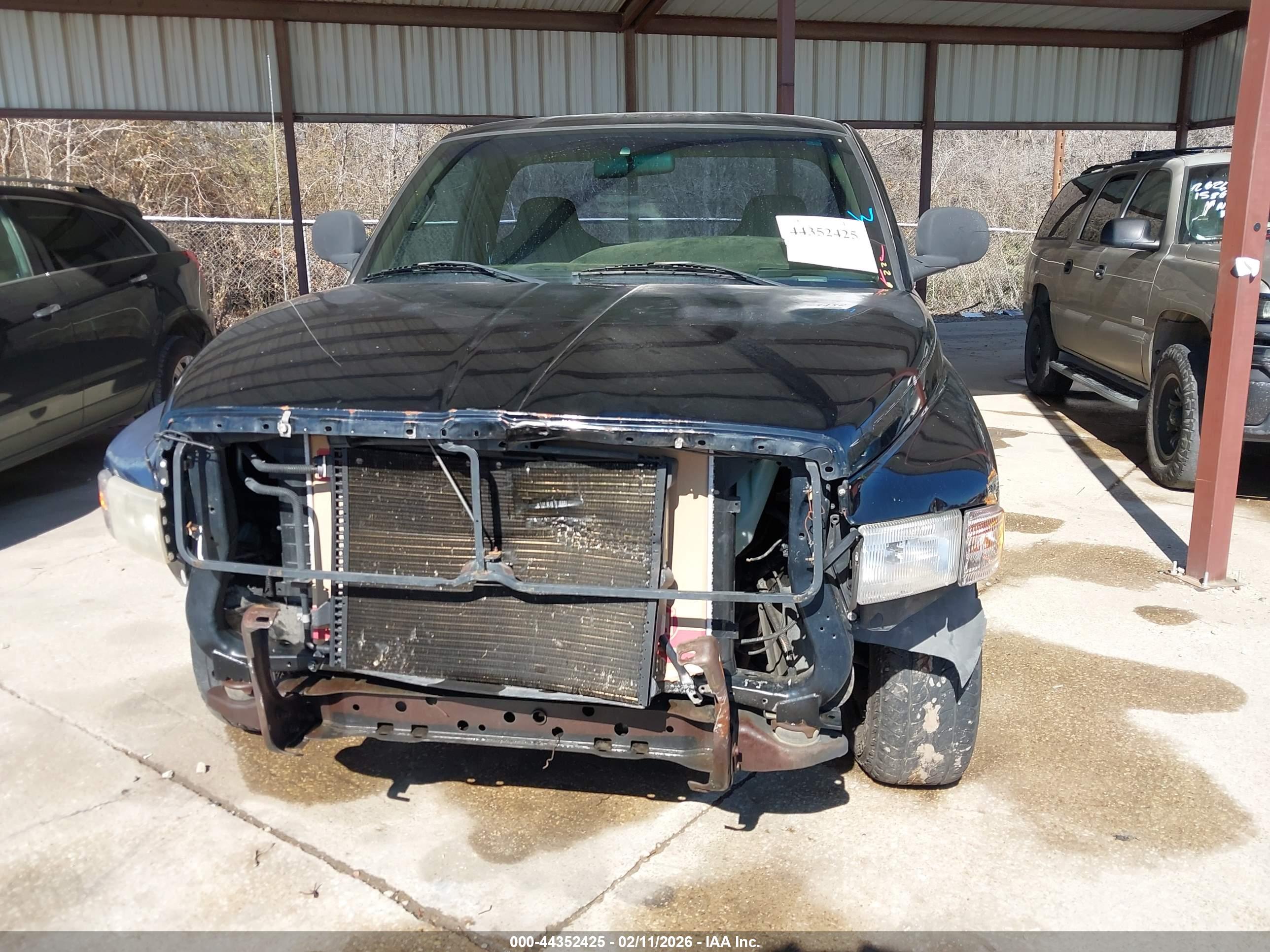 DODGE RAM image 6