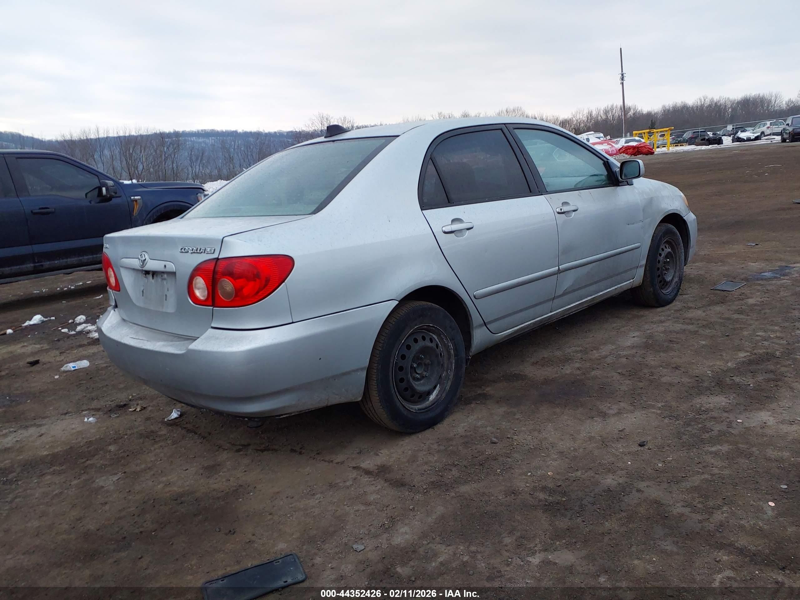 TOYOTA COROLLA image 4
