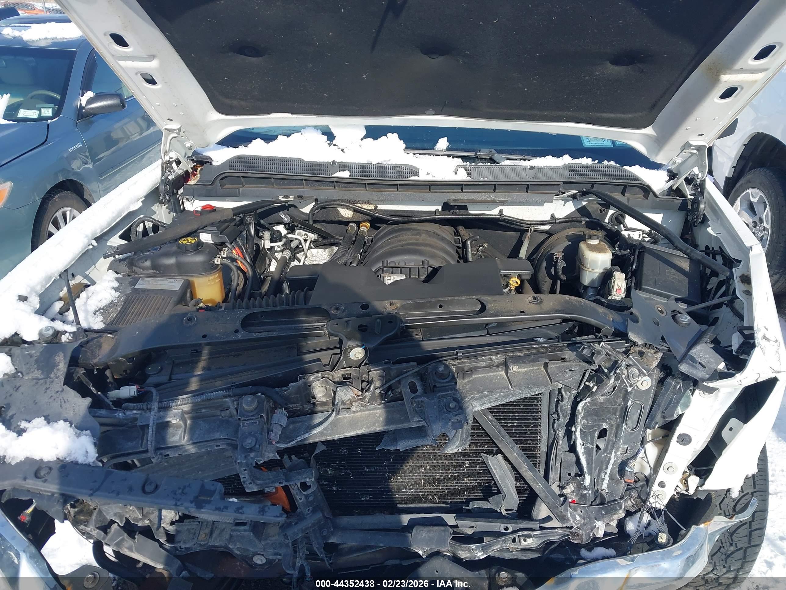 CHEVROLET SILVERADO image 10
