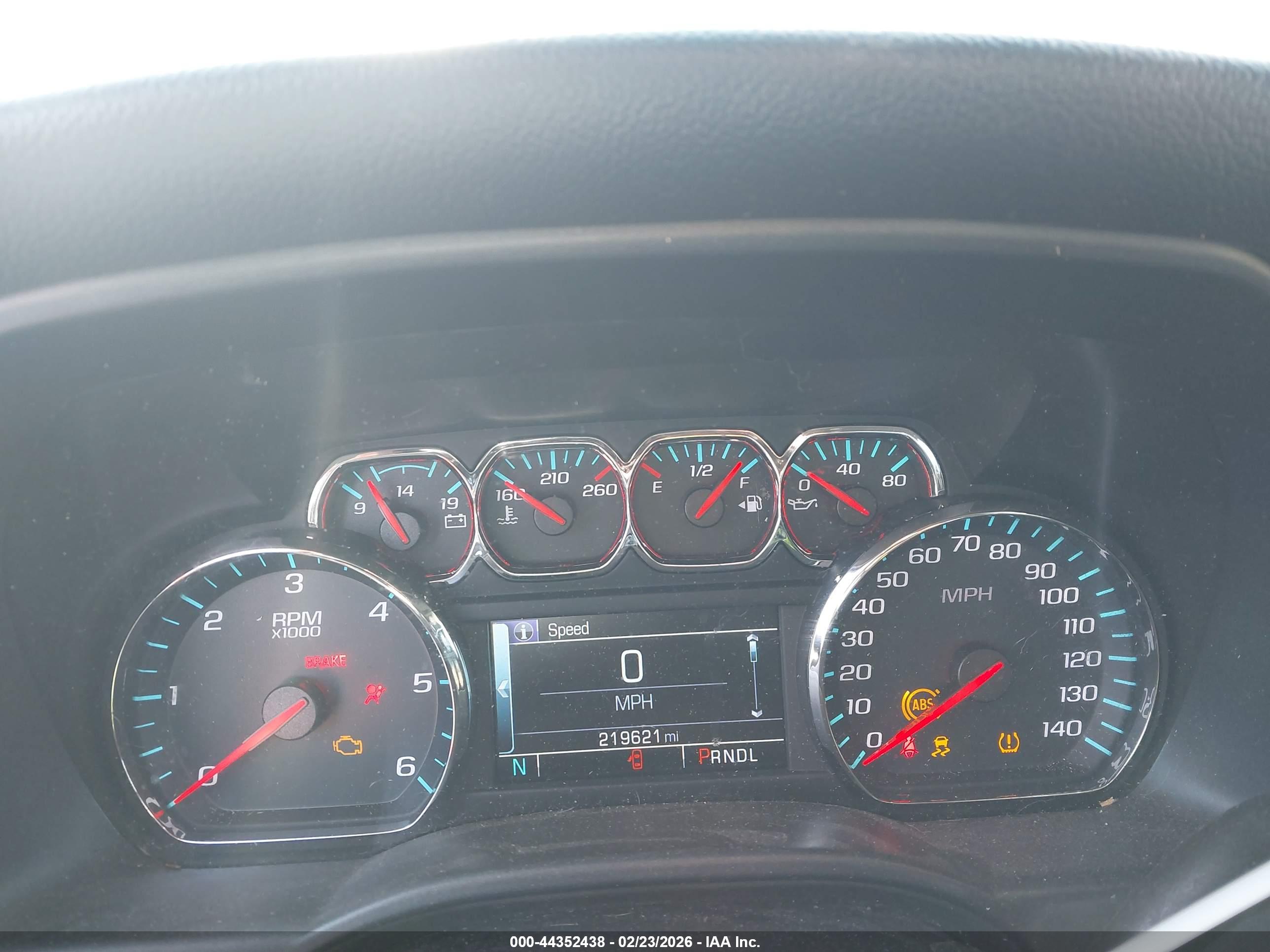 CHEVROLET SILVERADO image 7