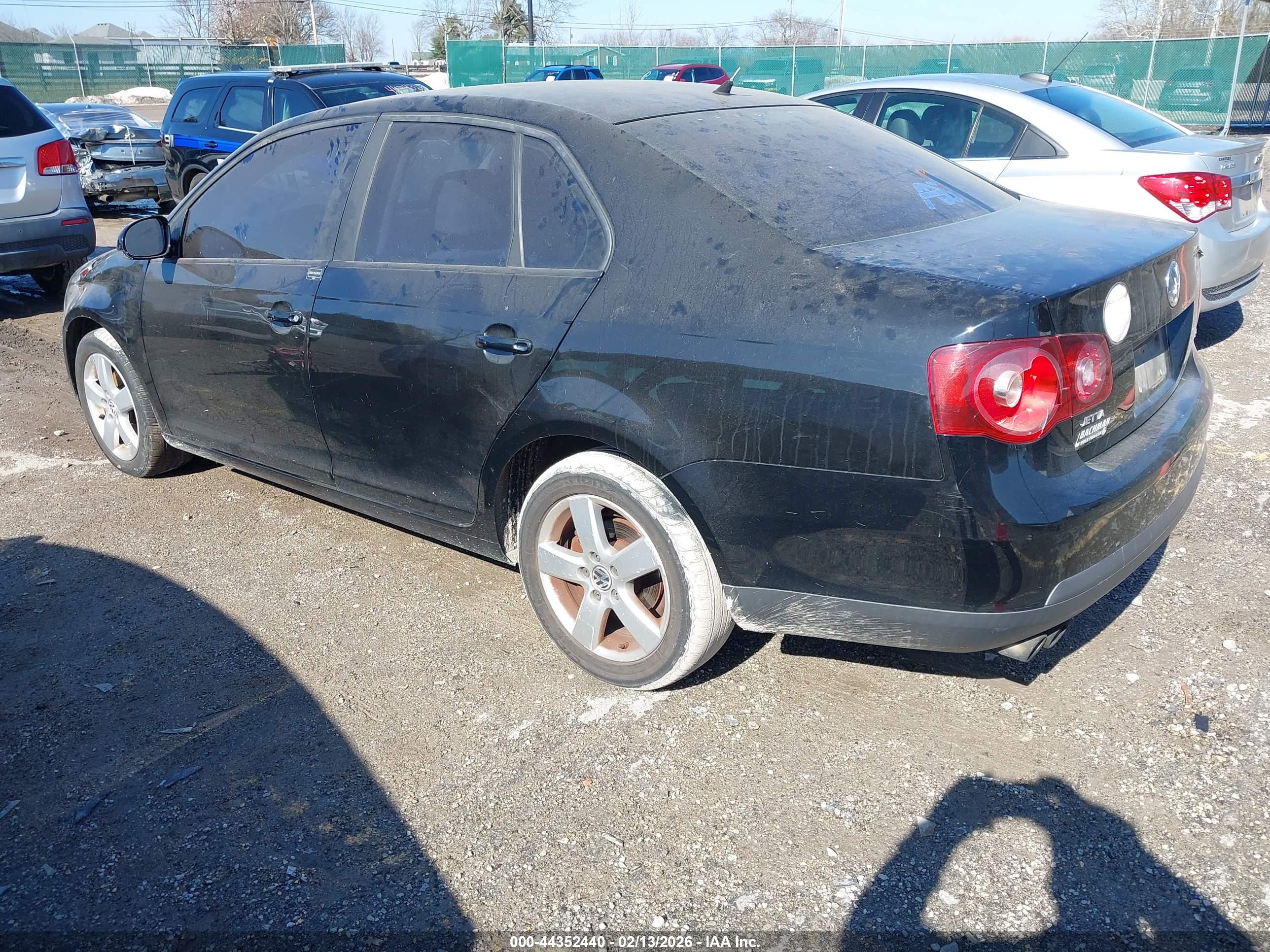 VOLKSWAGEN JETTA image 3