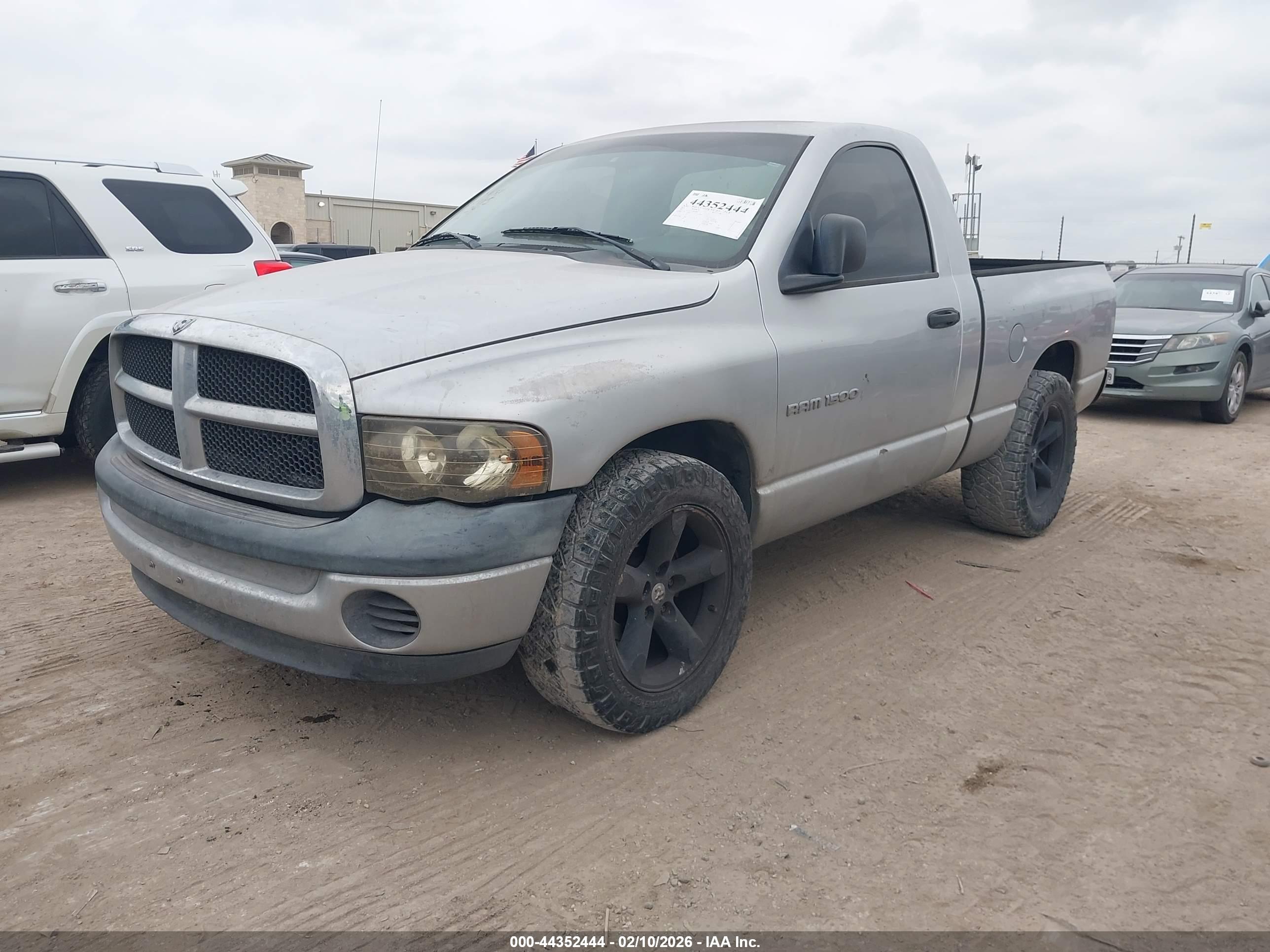 DODGE RAM image 2