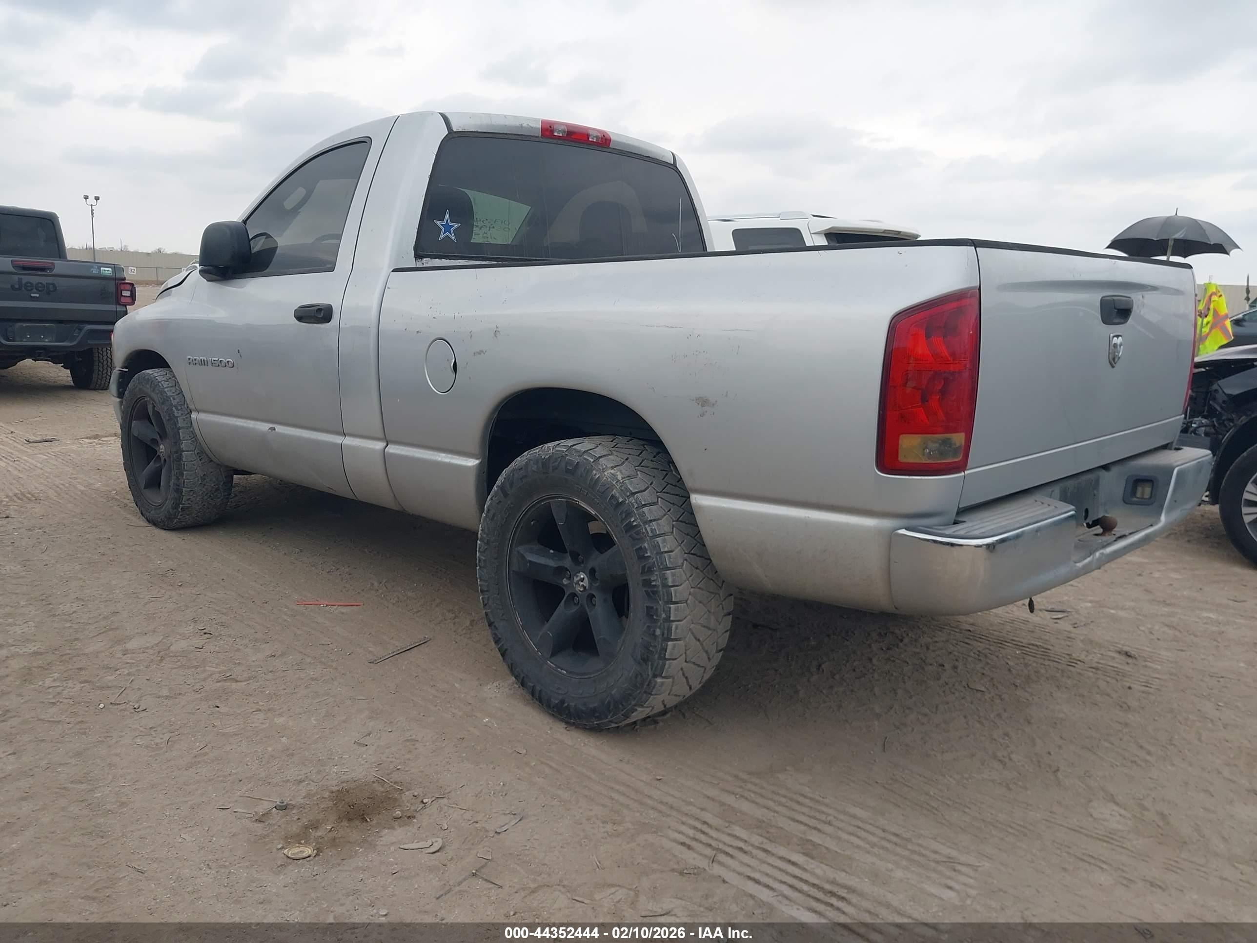 DODGE RAM image 3