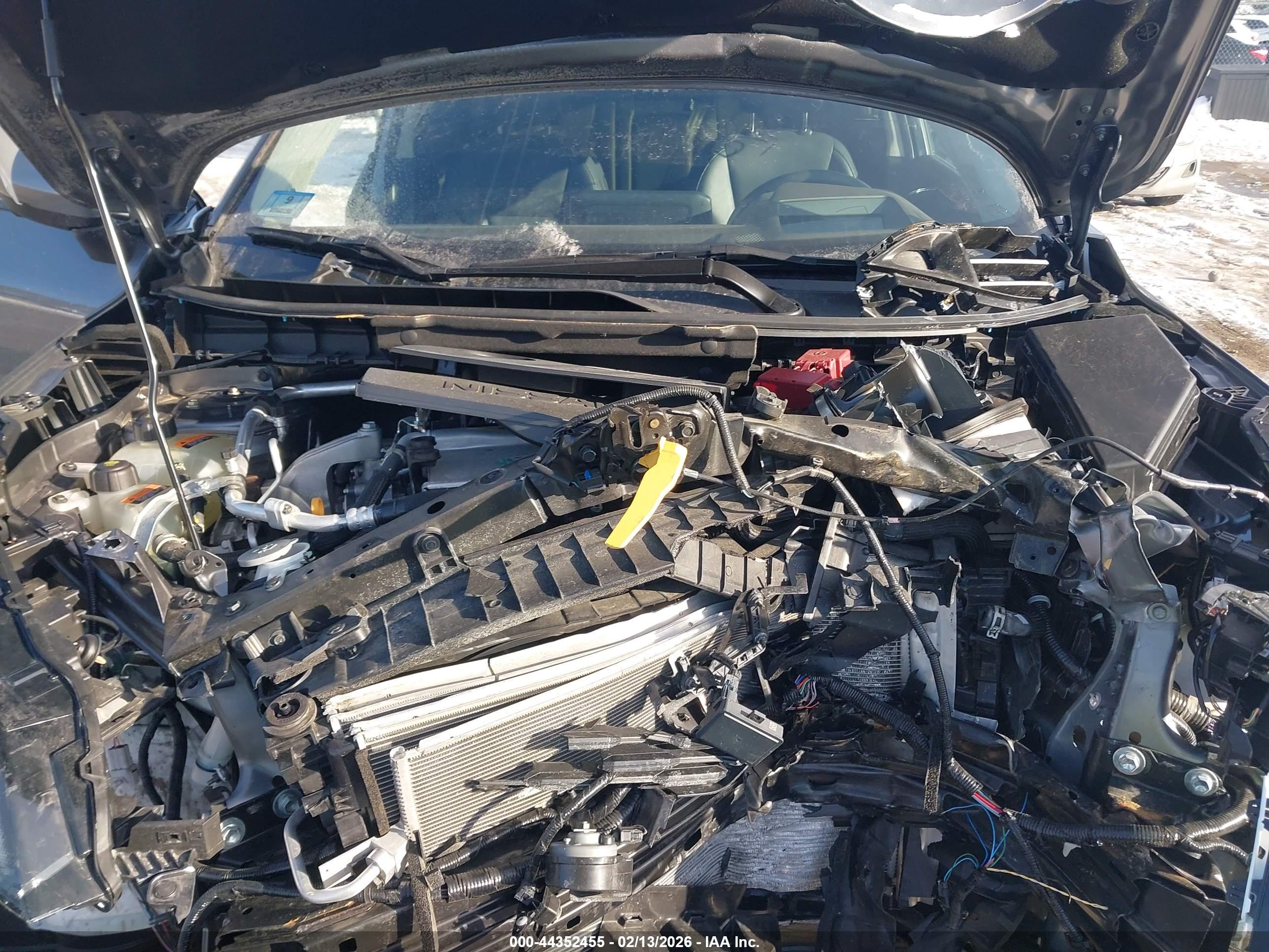 NISSAN ROGUE image 10