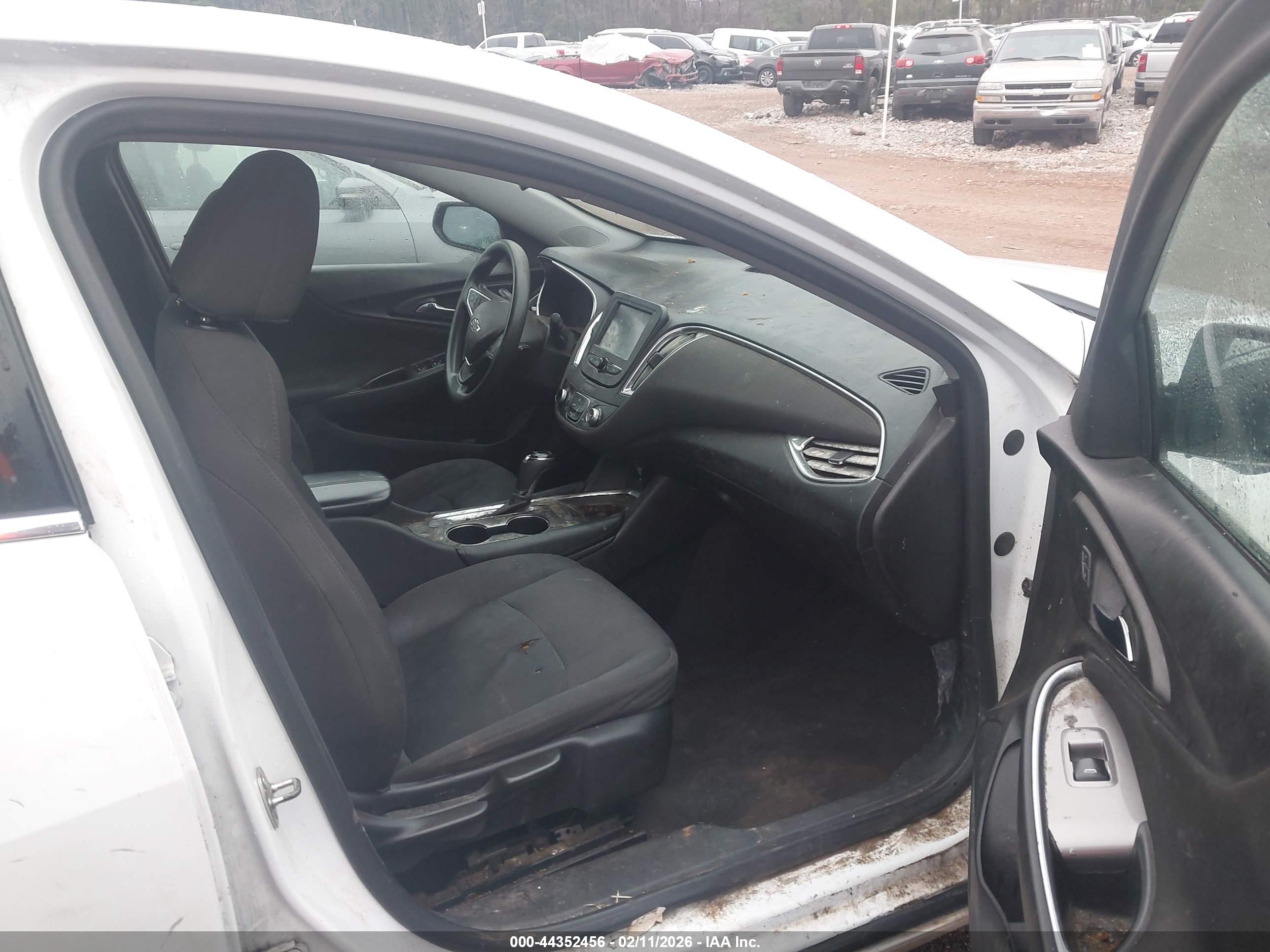 CHEVROLET MALIBU image 5