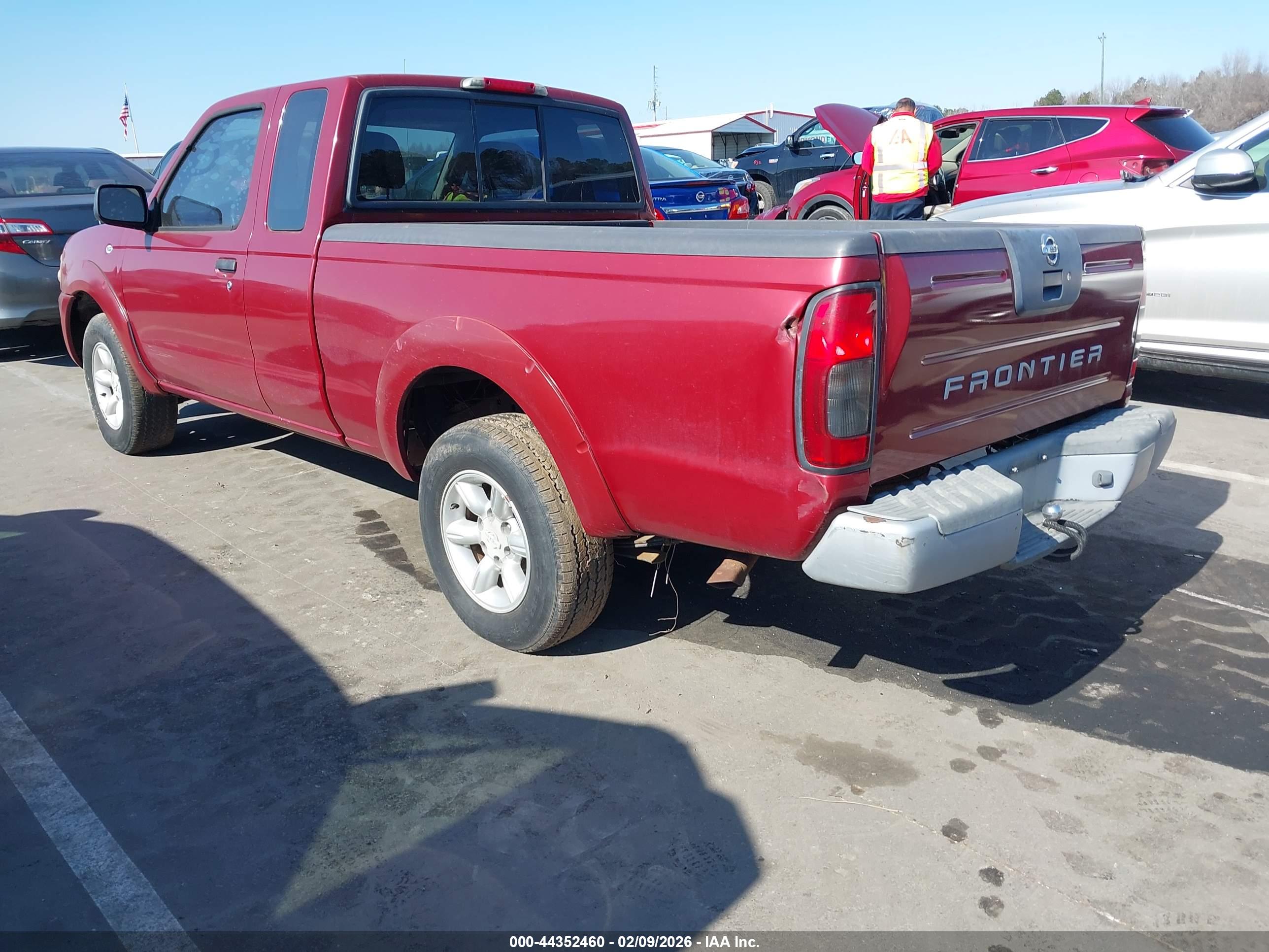 NISSAN FRONTIER image 3