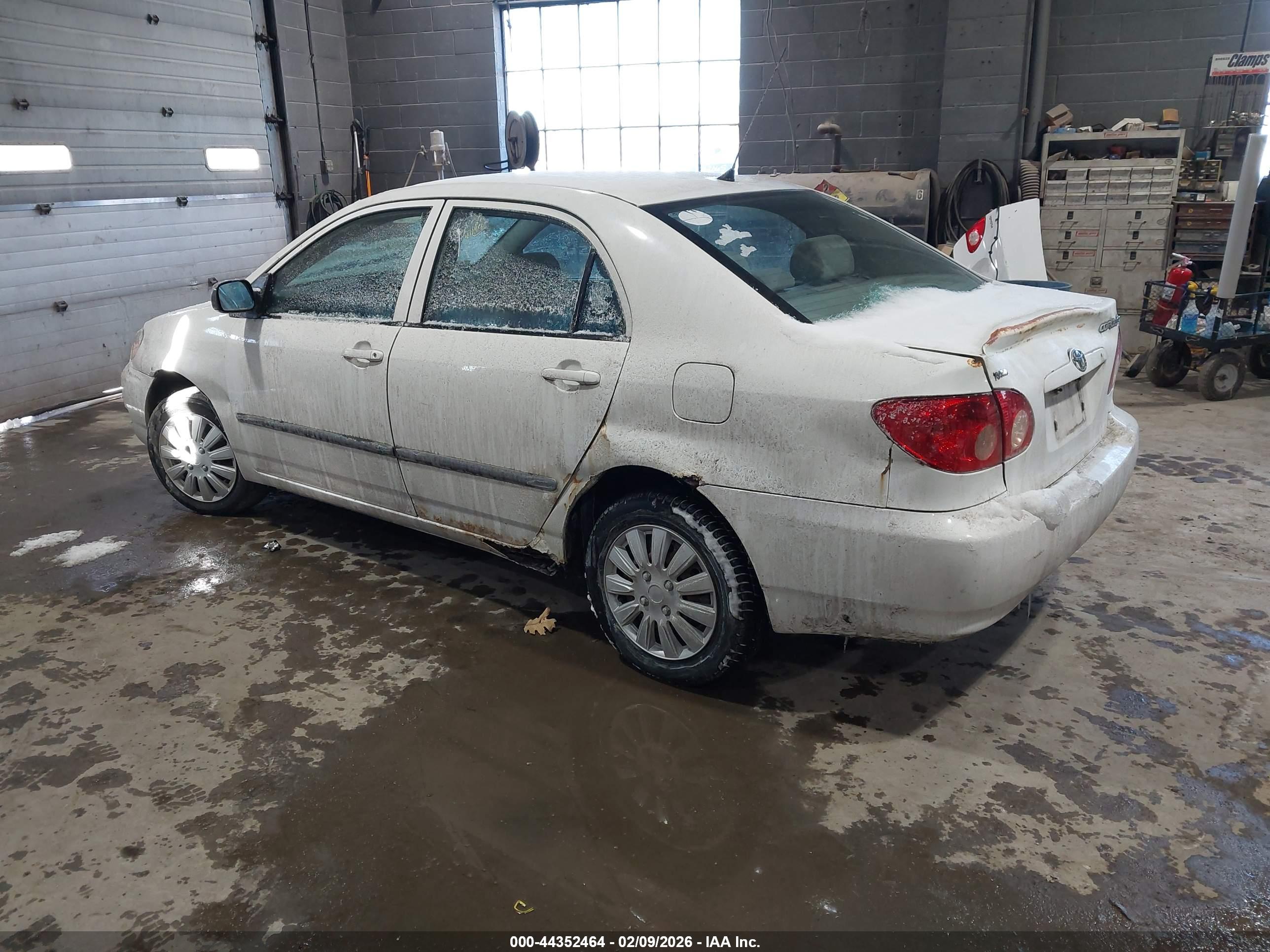 TOYOTA COROLLA image 3