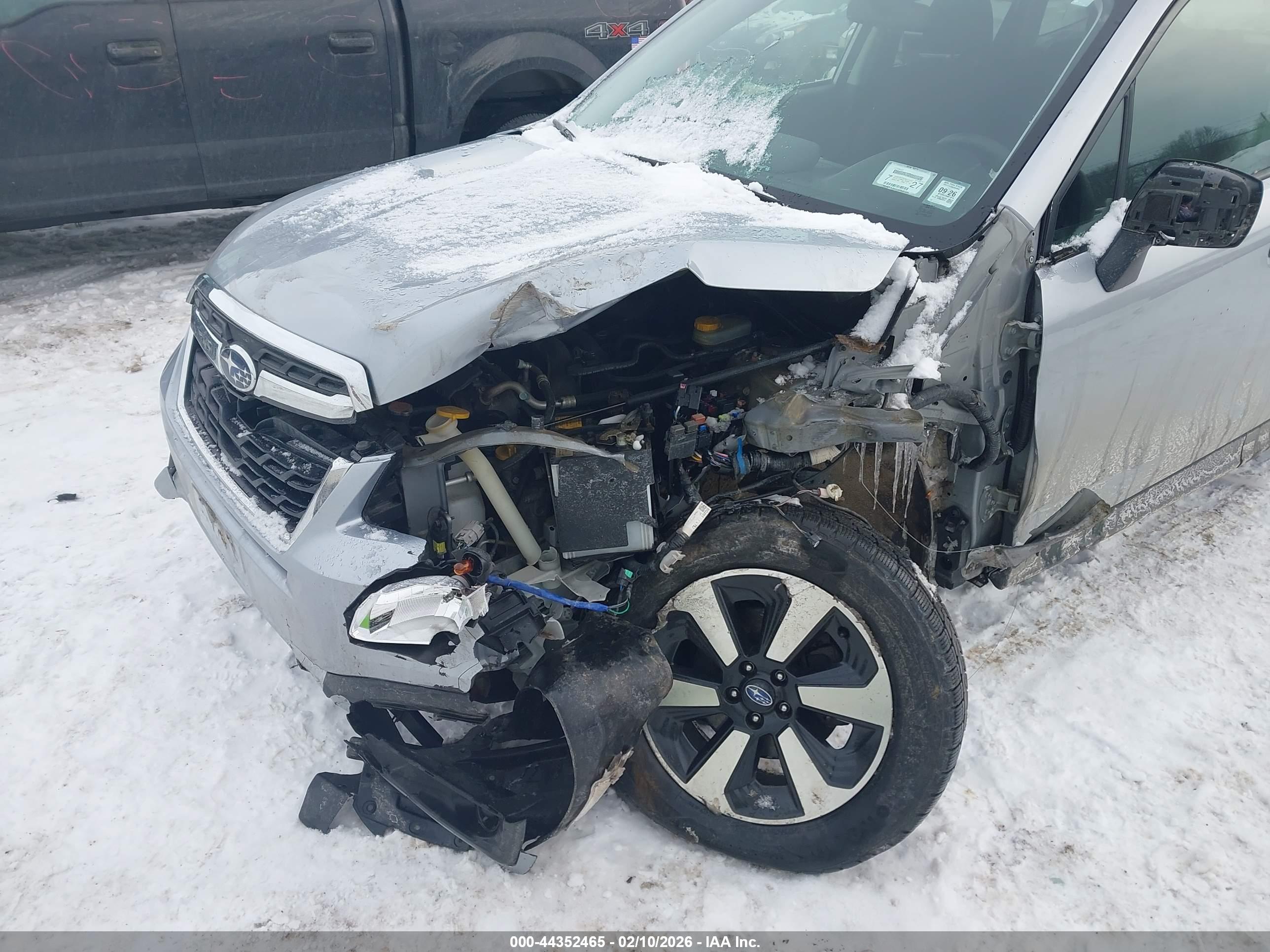 SUBARU FORESTER image 6